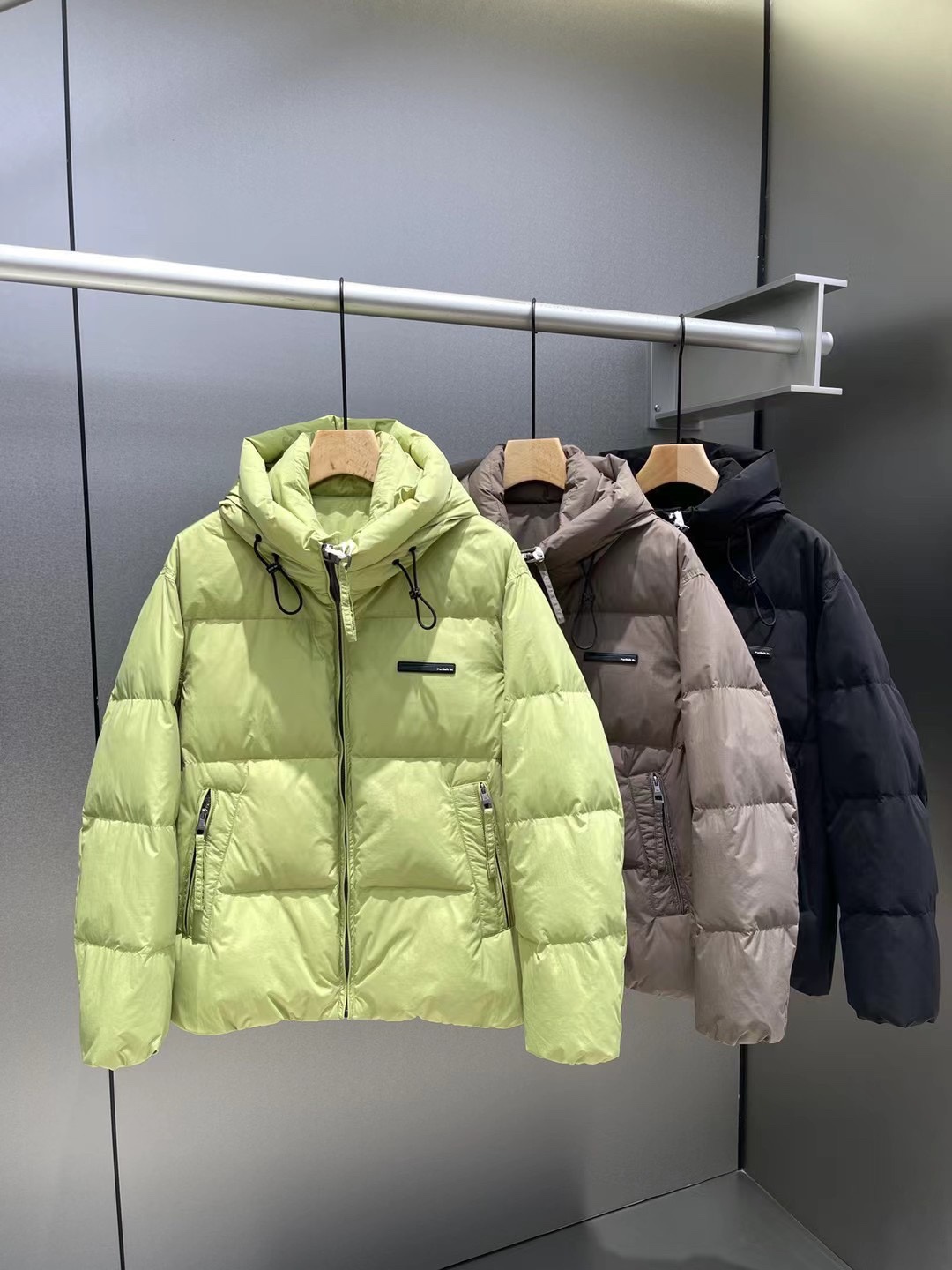 Burberry Kleding Jas &Jassen Bontmantel Zwart Groen Wit Mannen Witte eend naar beneden Herfst/winter collectie Fashion Bovenzijde met capuchon