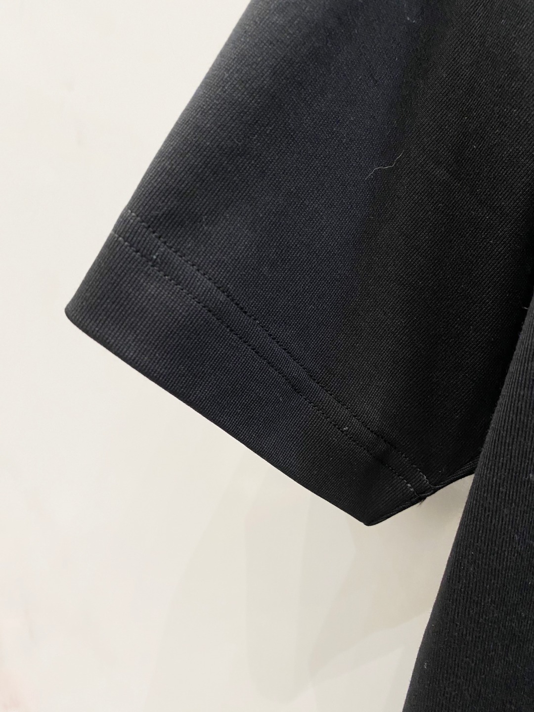 GIVENCHY  T恤服装,男 8