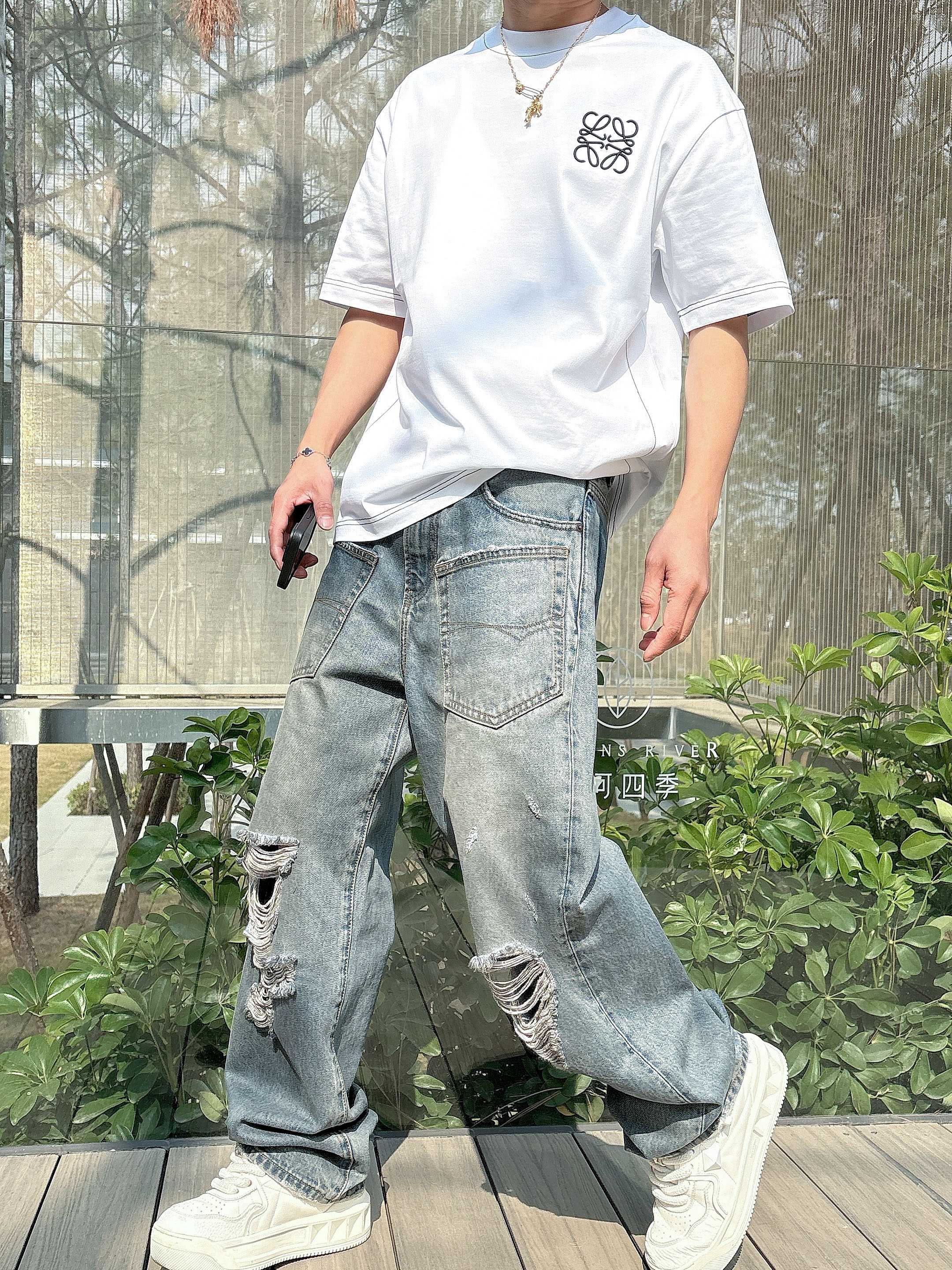    罗意威 2025春夏新款首发专柜最新款短袖圆领T恤 高端订制 设计前卫时尚！品牌logo重工艺设计