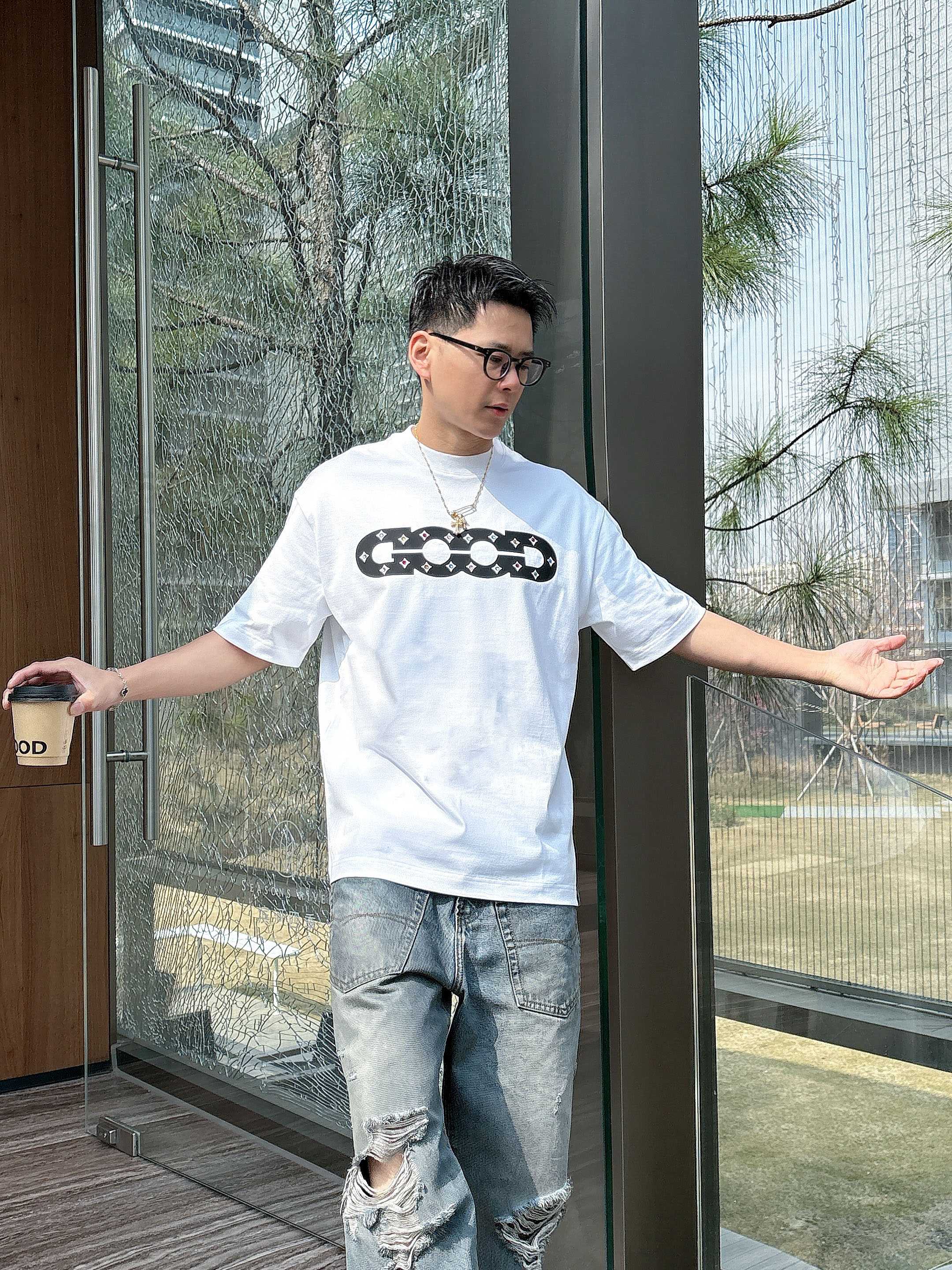     GOODBRAND  2025春夏新款首发专柜最新款短袖圆领T恤 高端订制 设计前卫时尚！品牌l