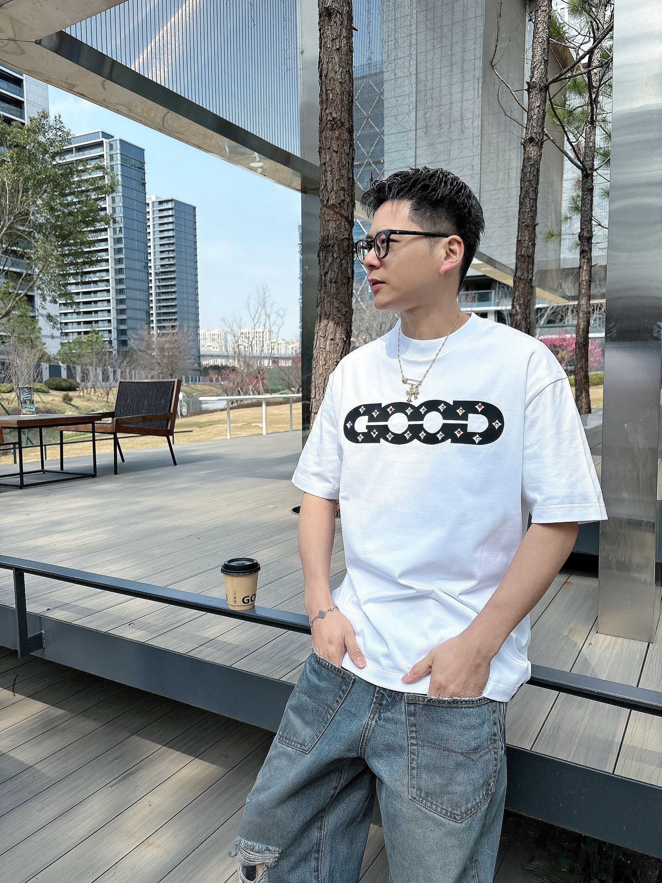     GOODBRAND  2025春夏新款首发专柜最新款短袖圆领T恤 高端订制 设计前卫时尚！品牌l
