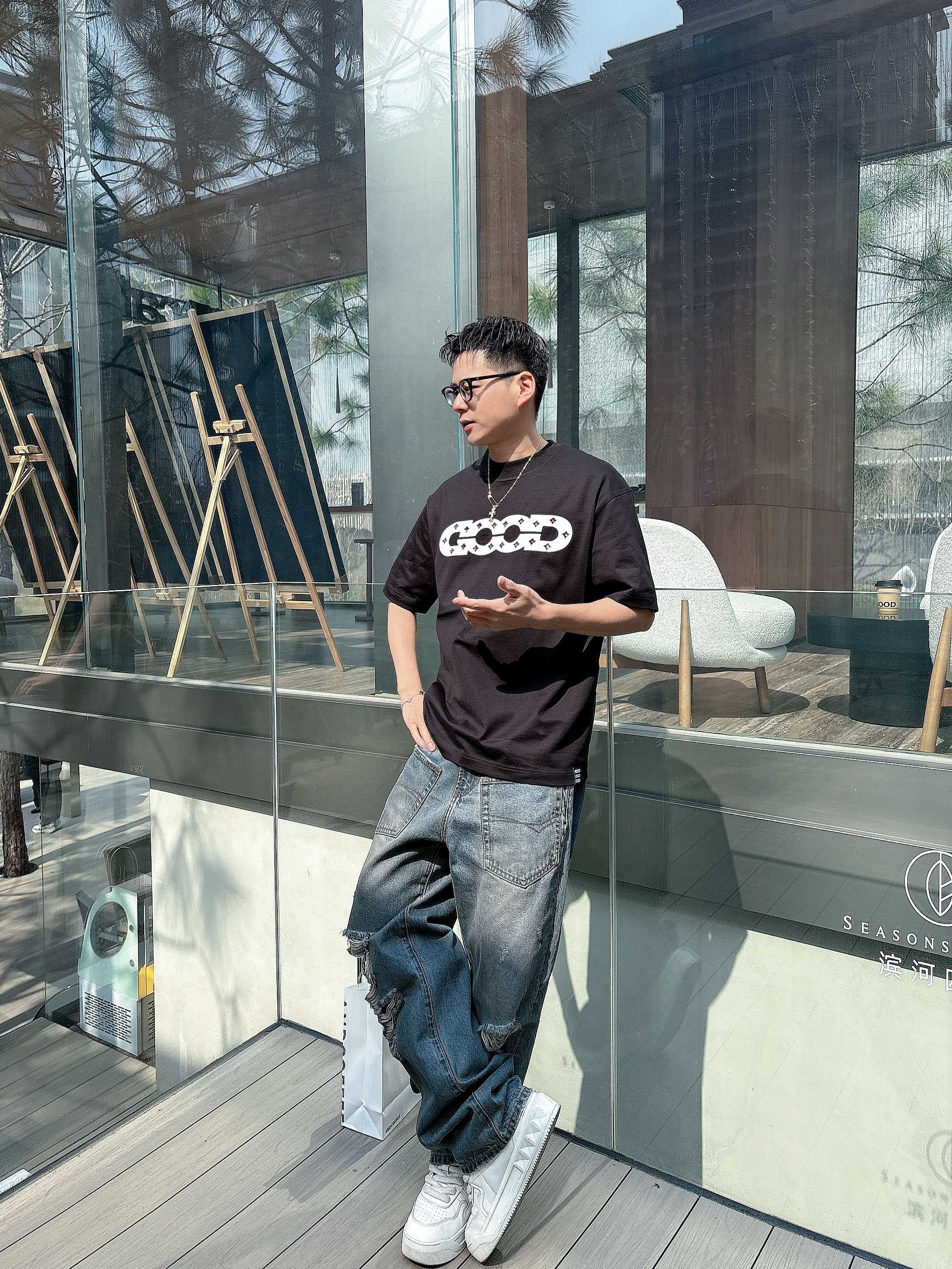     GOODBRAND  2025春夏新款首发专柜最新款短袖圆领T恤 高端订制 设计前卫时尚！品牌l