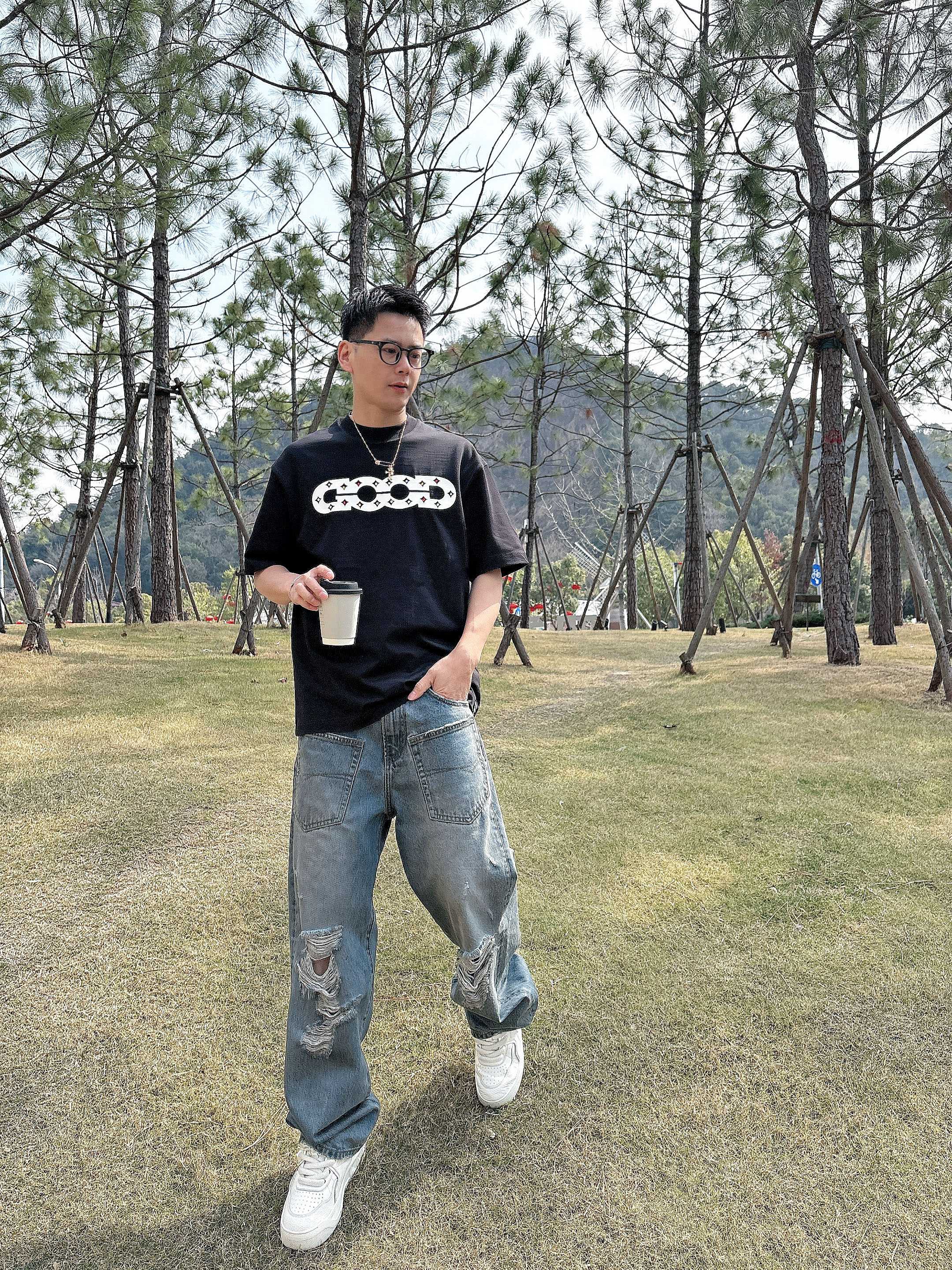     GOODBRAND  2025春夏新款首发专柜最新款短袖圆领T恤 高端订制 设计前卫时尚！品牌l
