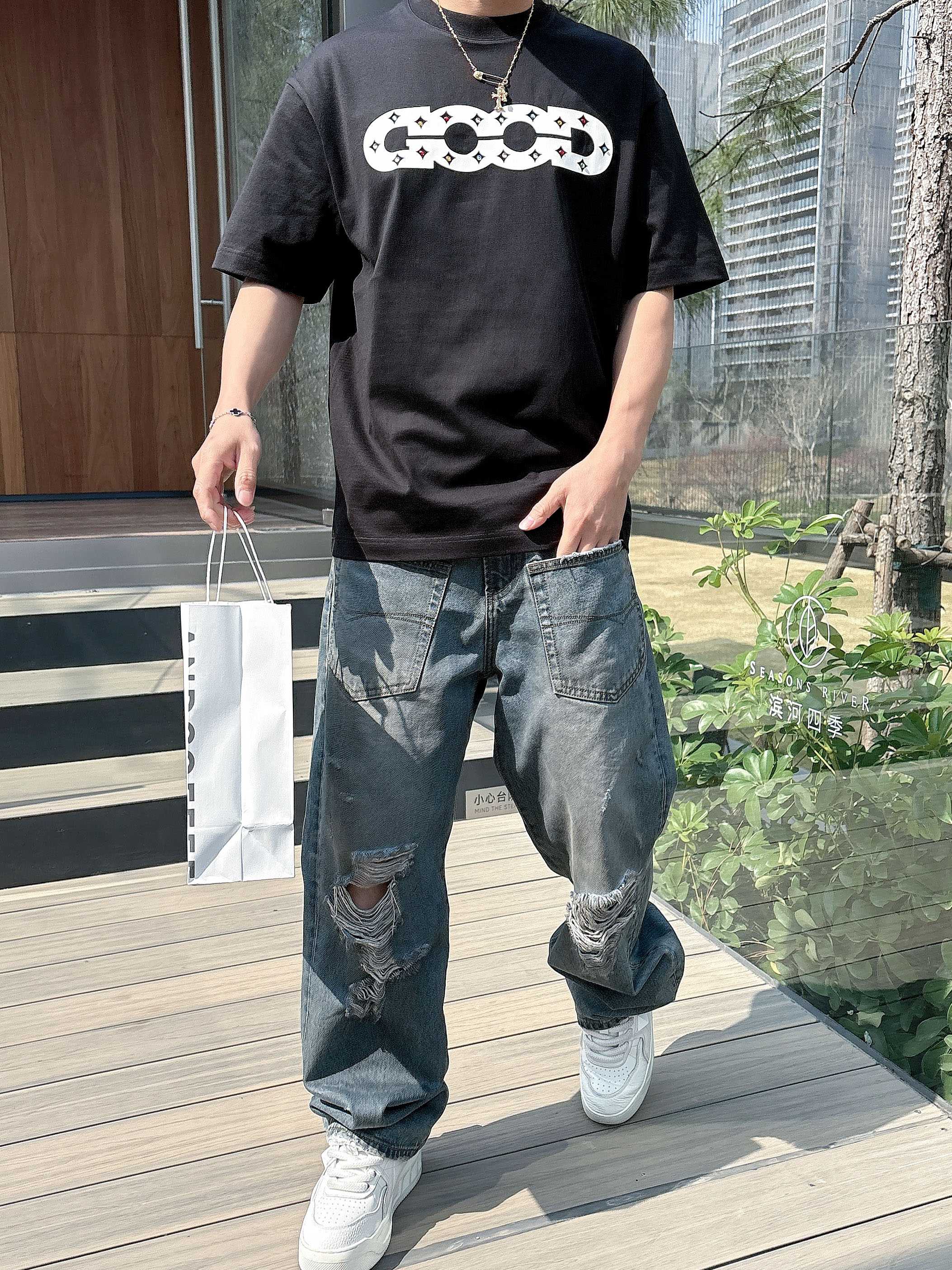     GOODBRAND  2025春夏新款首发专柜最新款短袖圆领T恤 高端订制 设计前卫时尚！品牌l