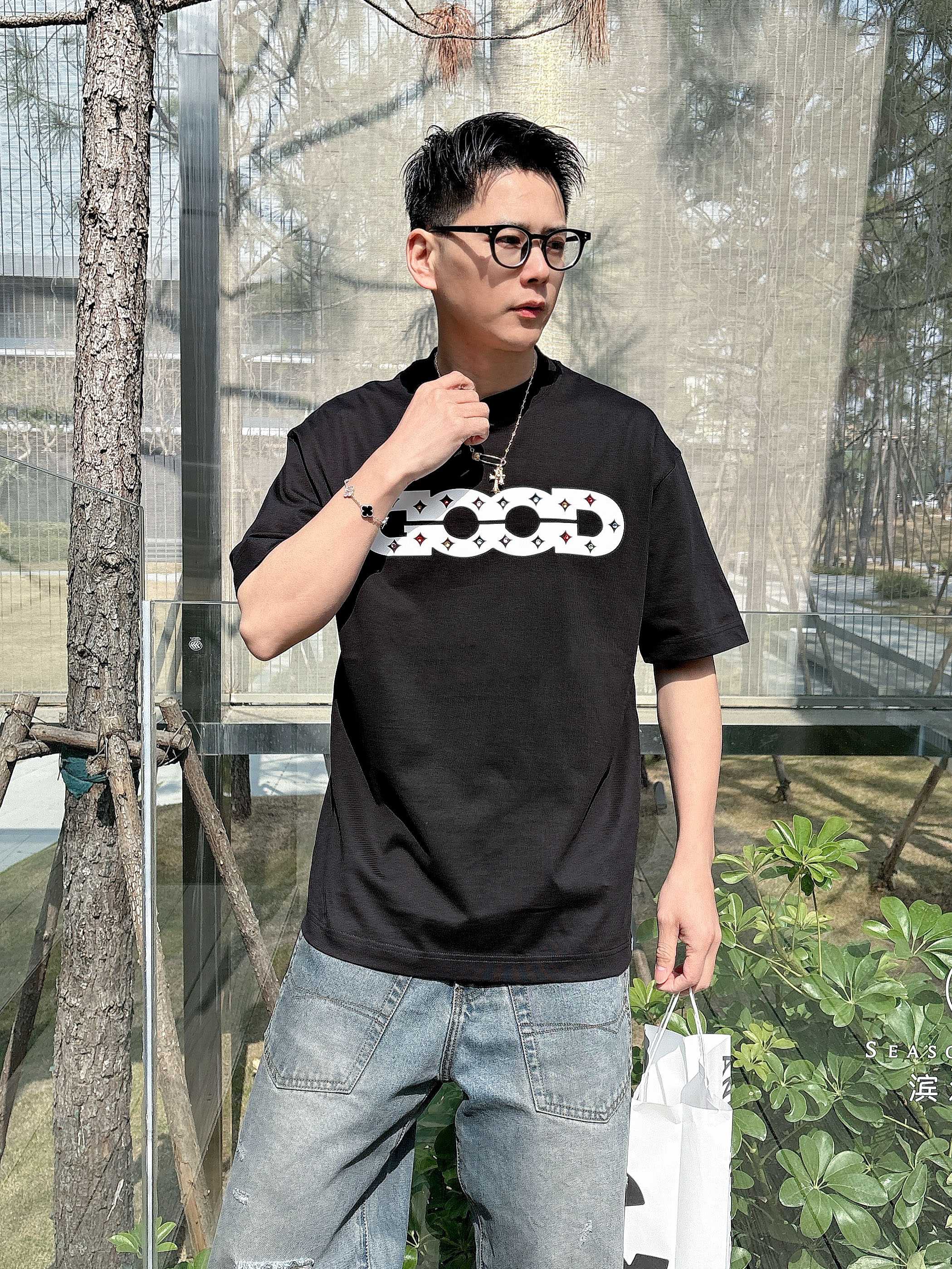     GOODBRAND  2025春夏新款首发专柜最新款短袖圆领T恤 高端订制 设计前卫时尚！品牌l