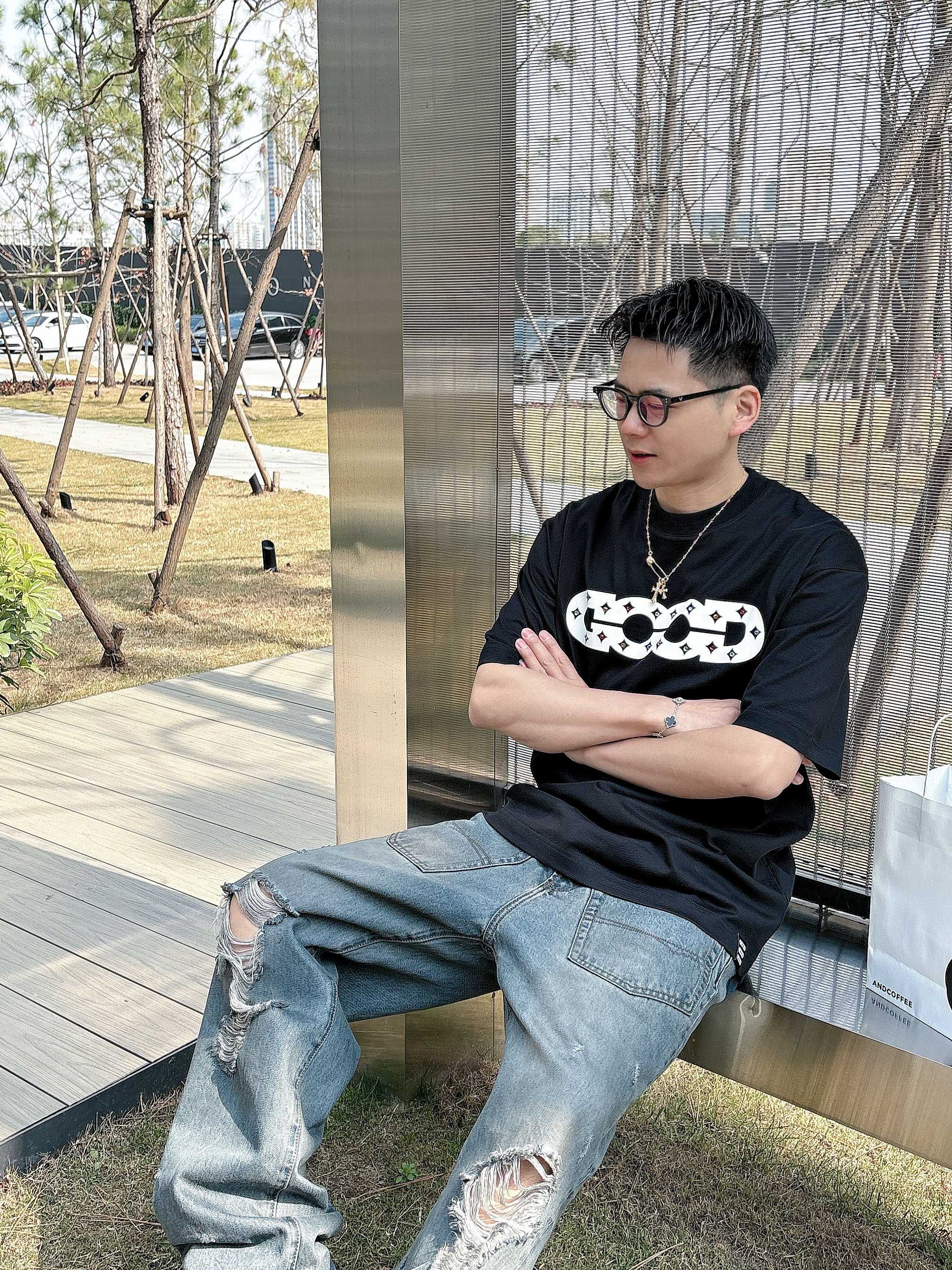     GOODBRAND  2025春夏新款首发专柜最新款短袖圆领T恤 高端订制 设计前卫时尚！品牌l