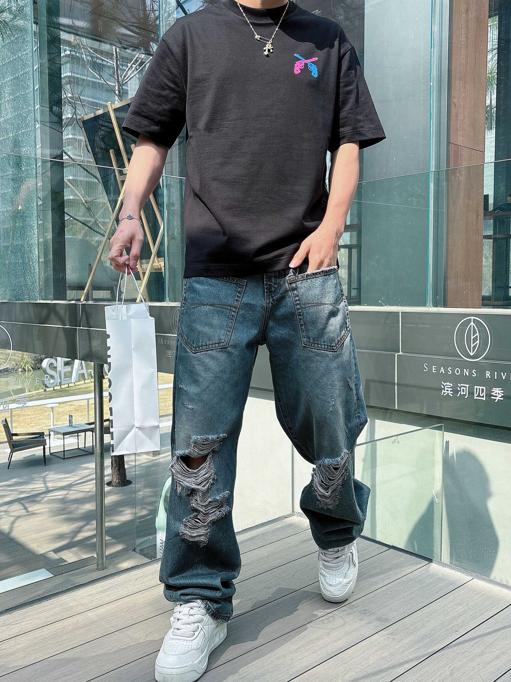     GOODBRAND  2025春夏新款首发专柜最新款短袖圆领T恤 高端订制 设计前卫时尚！品牌l