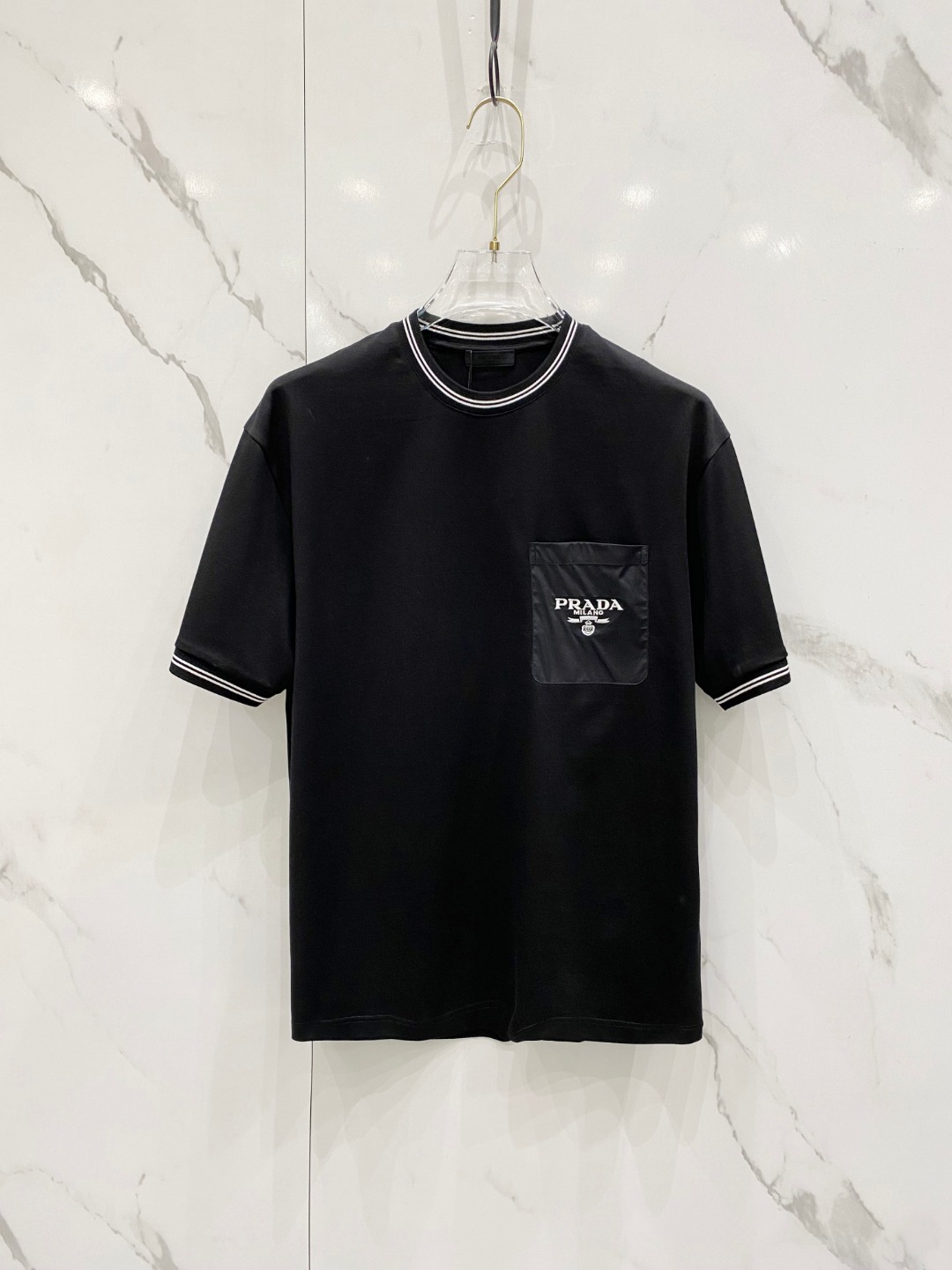 普拉达   2025春夏新款首发专柜最新款短袖圆领T恤 高端订...