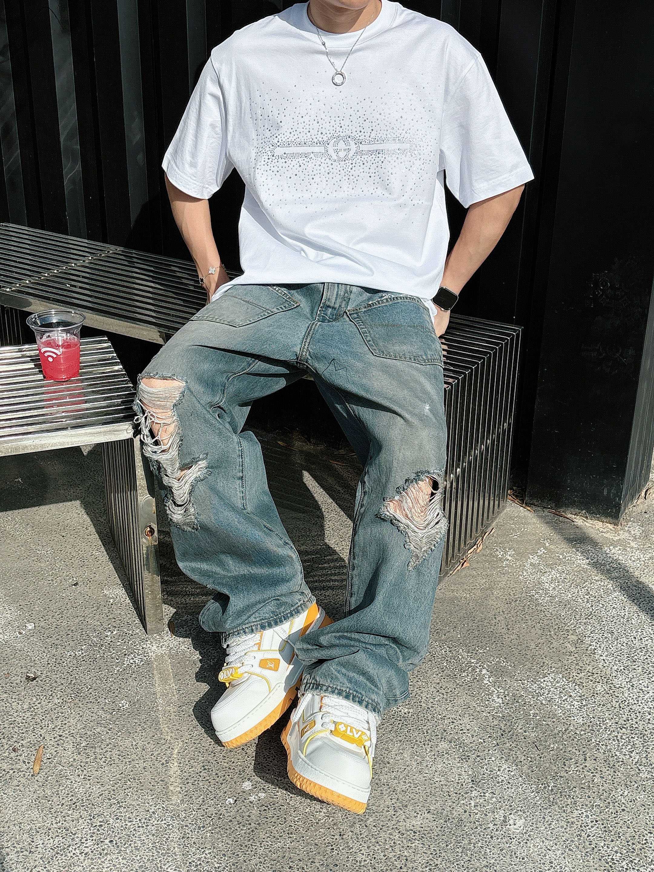 古驰 2025春夏新款首发专柜最新款短袖圆领T恤 高端订制 设计前卫时尚！品牌logo重工艺设计 高端定