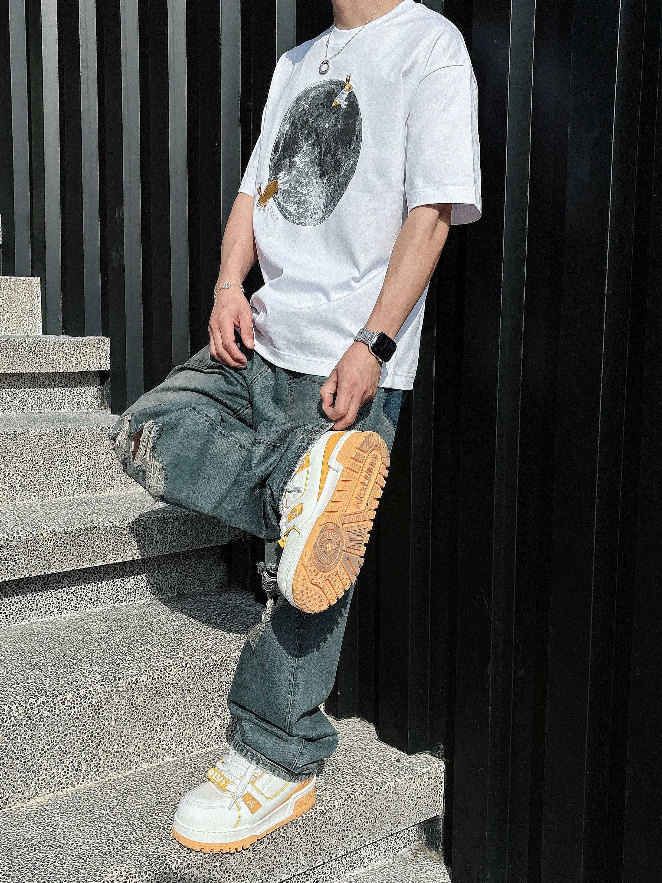 罗意威 2025春夏新款首发专柜最新款短袖圆领T恤 高端订制 设计前卫时尚！品牌logo重工艺设计 高端