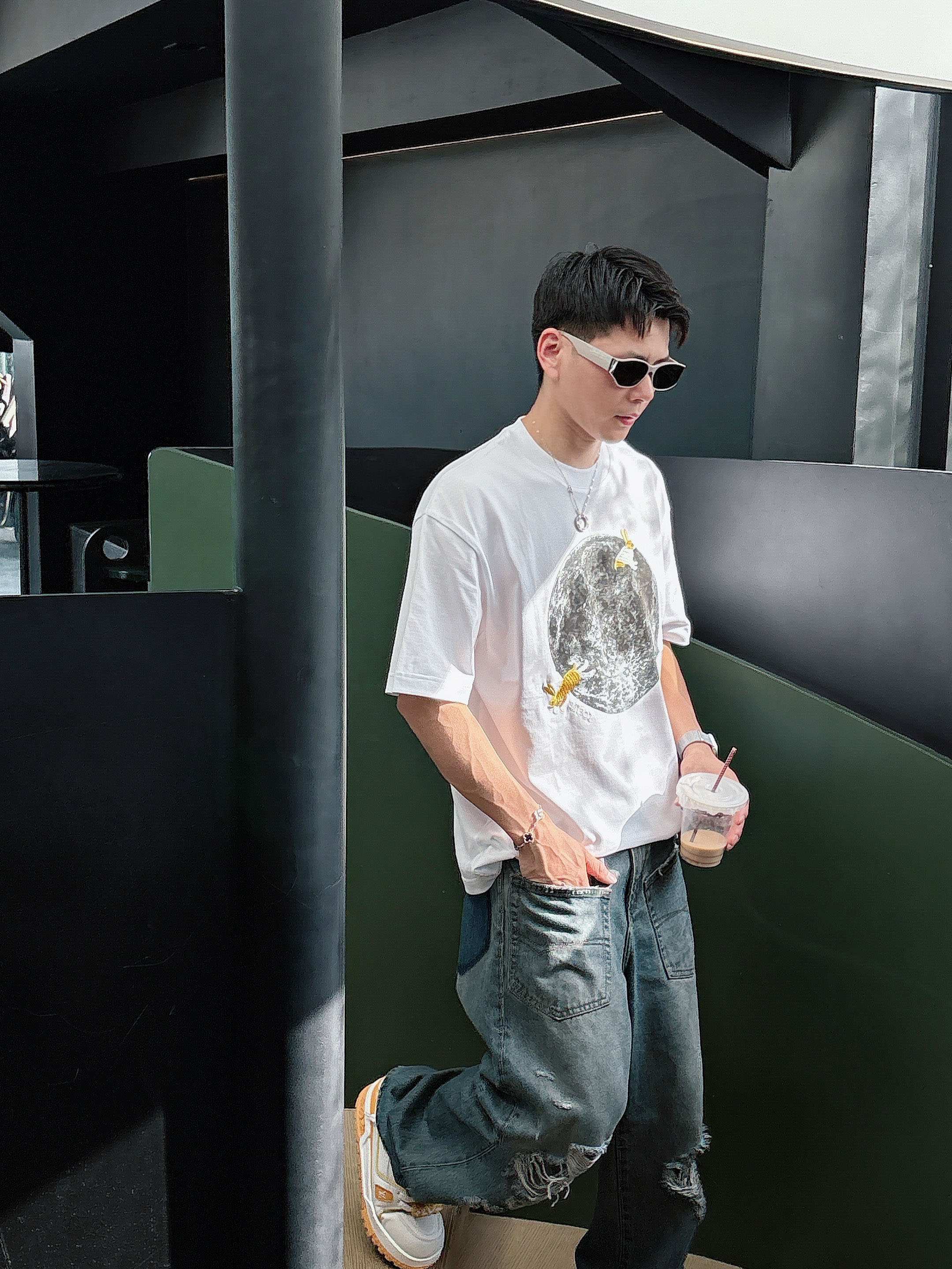 罗意威 2025春夏新款首发专柜最新款短袖圆领T恤 高端订制 设计前卫时尚！品牌logo重工艺设计 高端