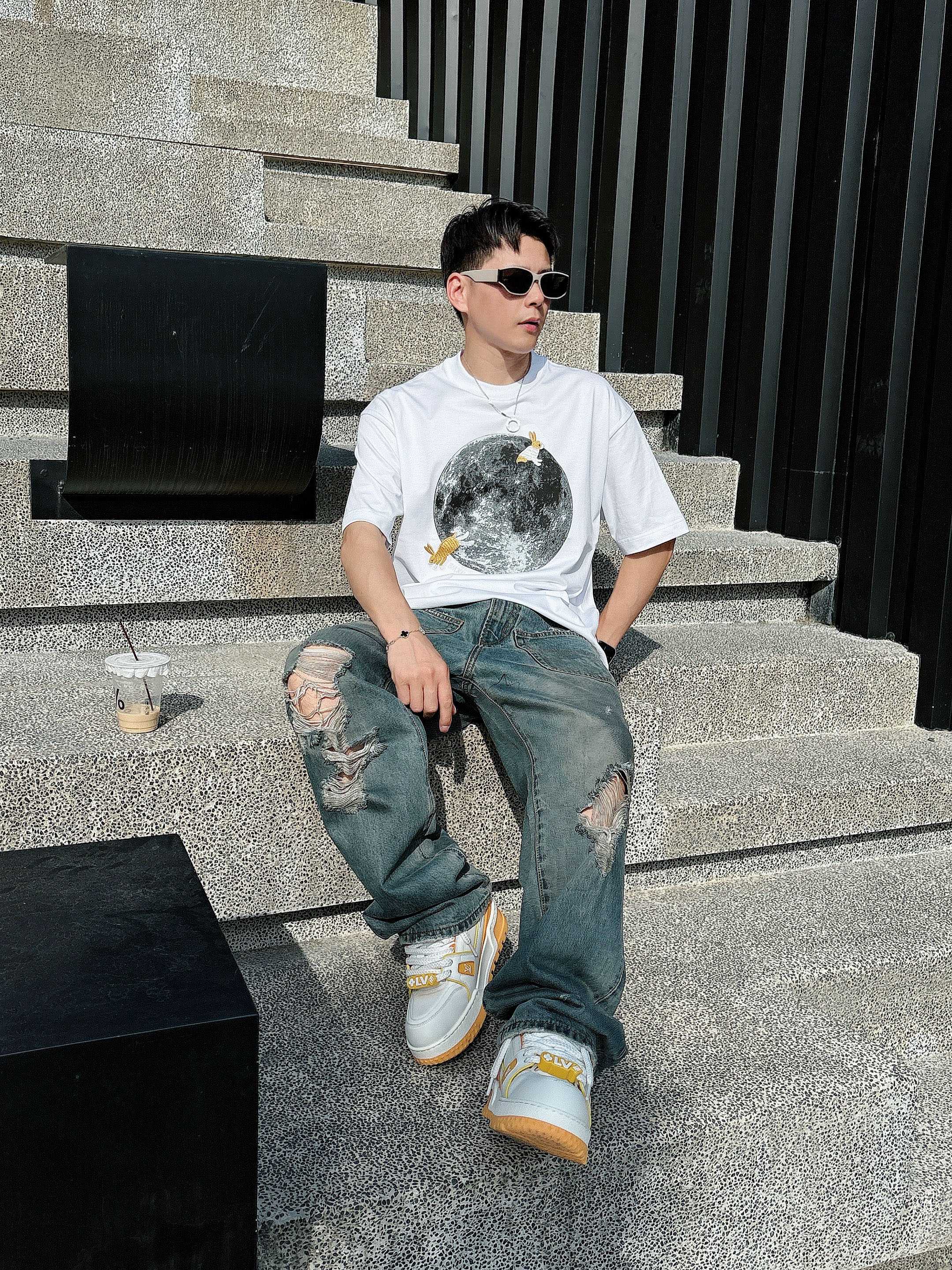 罗意威 2025春夏新款首发专柜最新款短袖圆领T恤 高端订制 设计前卫时尚！品牌logo重工艺设计 高端