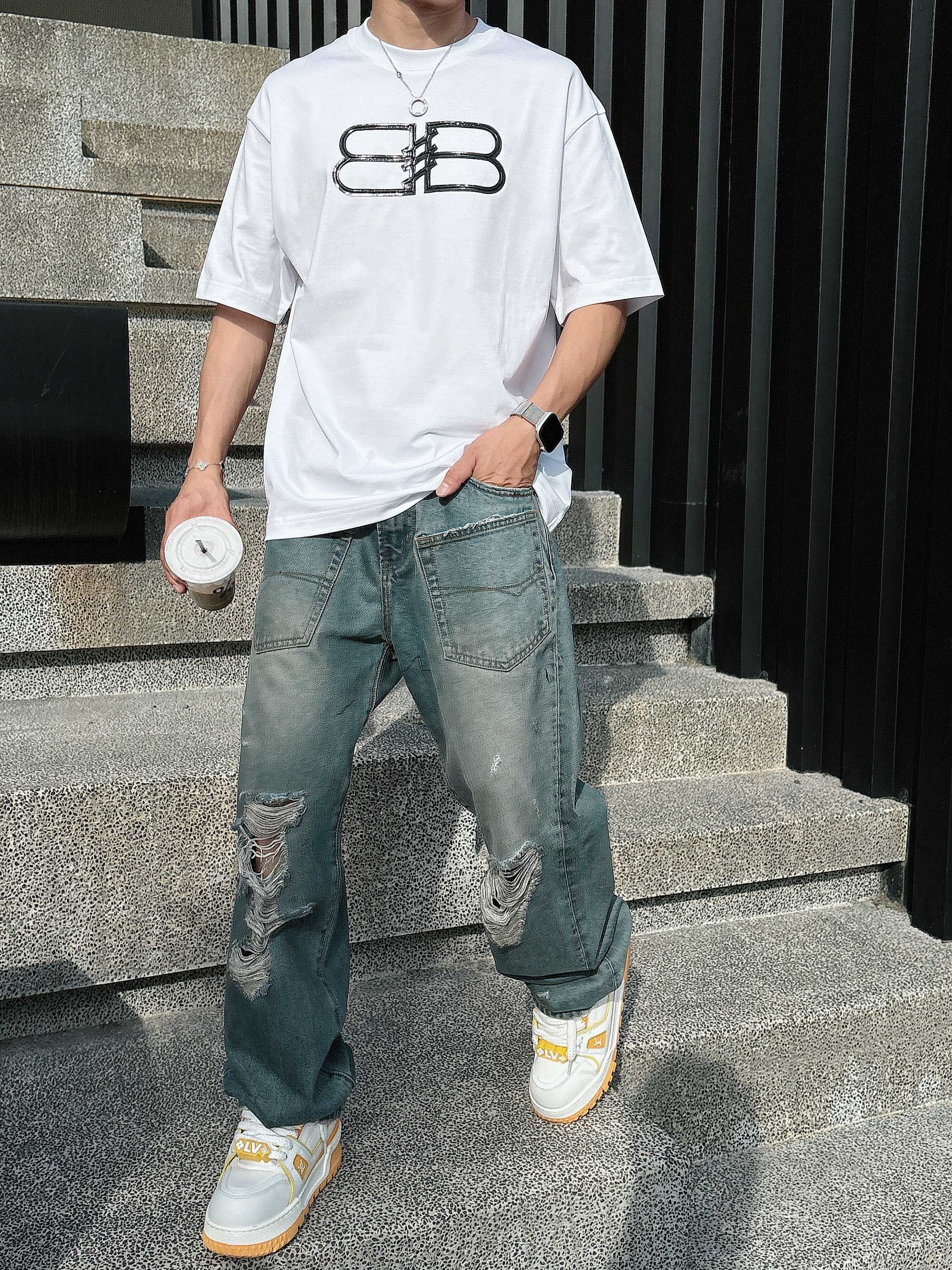 巴黎世家 2025春夏新款首发专柜最新款短袖圆领T恤 高端订制 设计前卫时尚！品牌logo重工艺设计 高