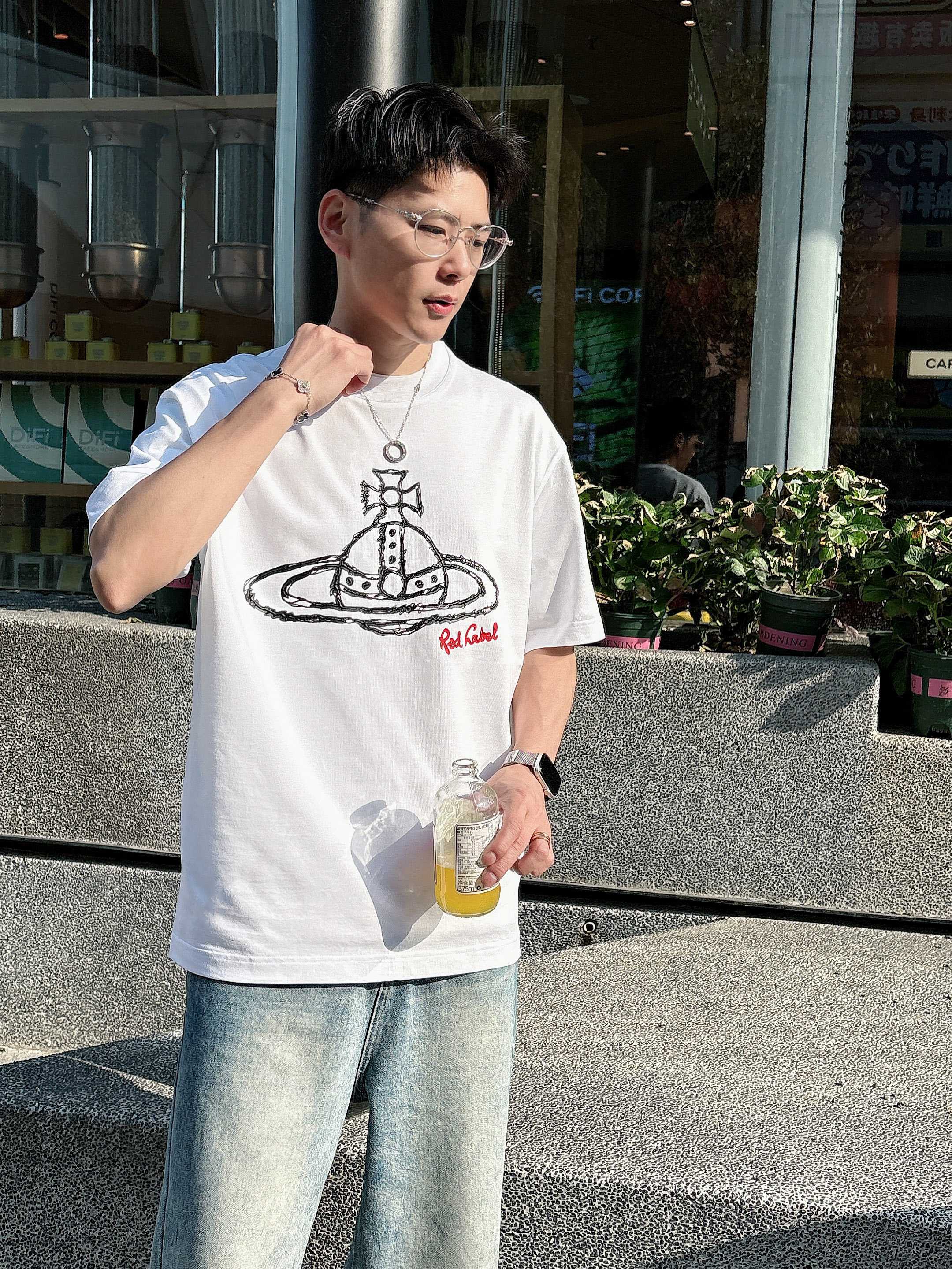 西太后 2025春夏新款首发专柜最新款短袖圆领T恤 高端订制 设计前卫时尚！品牌logo重工艺设计 高端