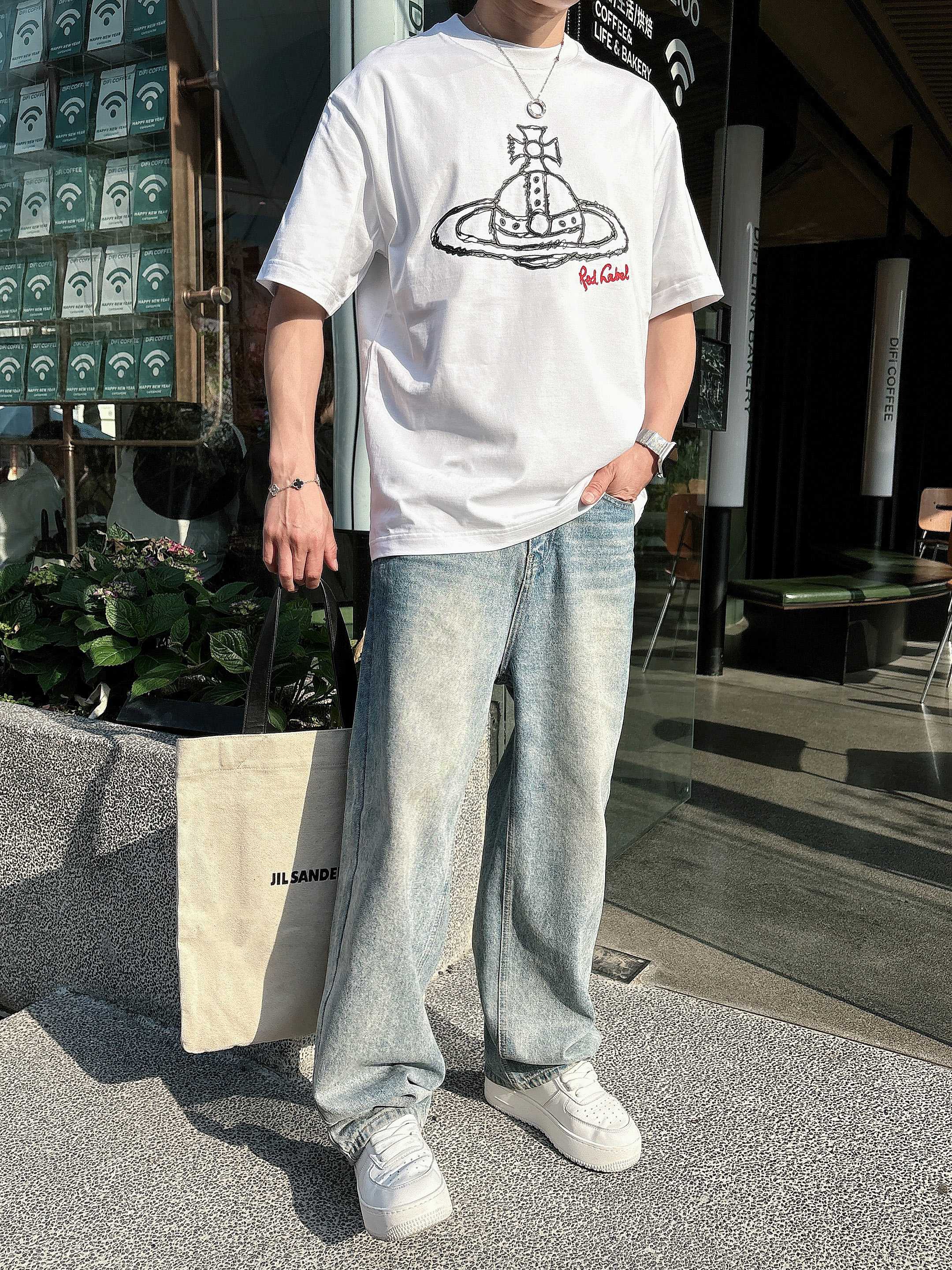 西太后 2025春夏新款首发专柜最新款短袖圆领T恤 高端订制 设计前卫时尚！品牌logo重工艺设计 高端