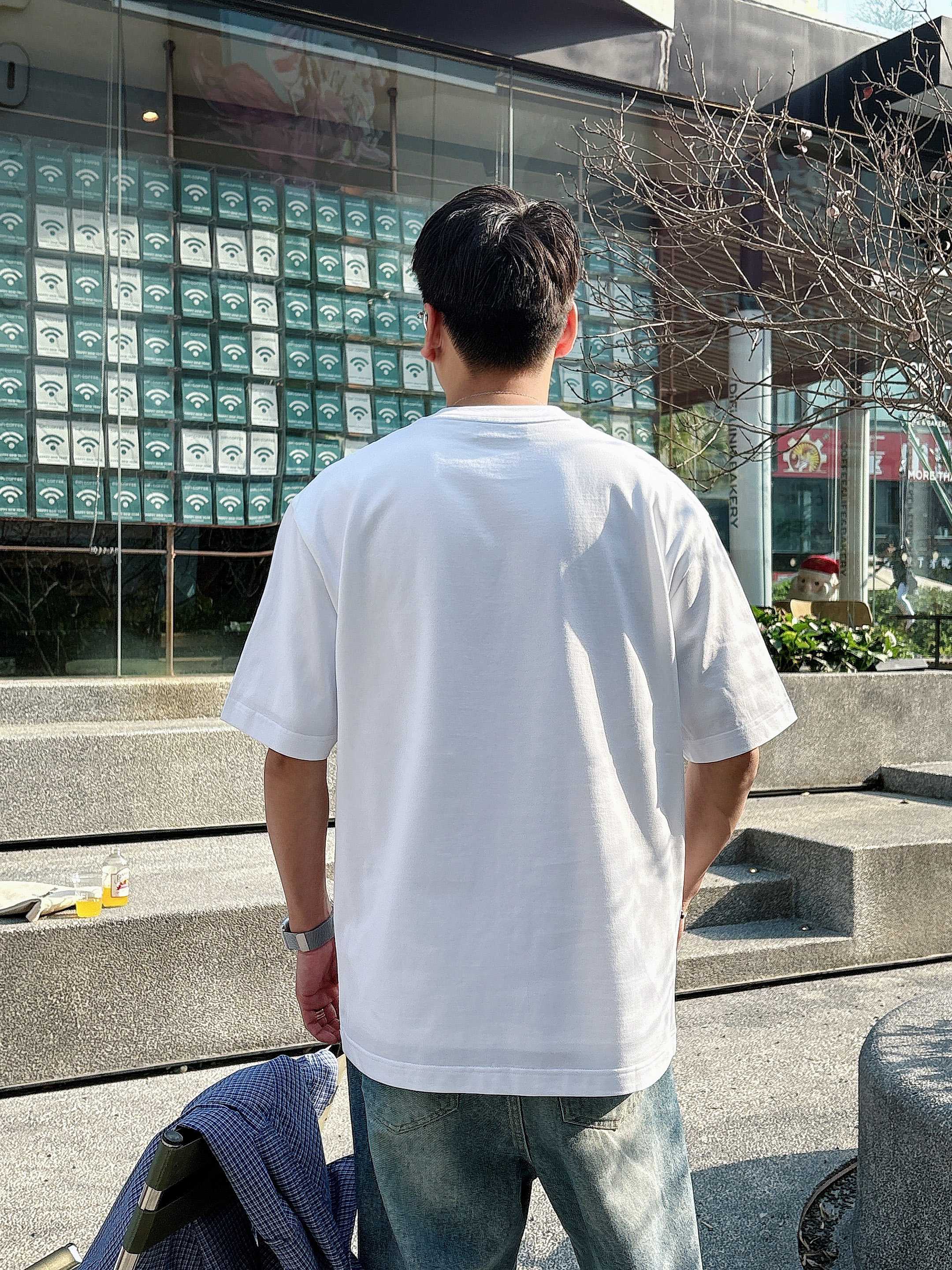 西太后 2025春夏新款首发专柜最新款短袖圆领T恤 高端订制 设计前卫时尚！品牌logo重工艺设计 高端