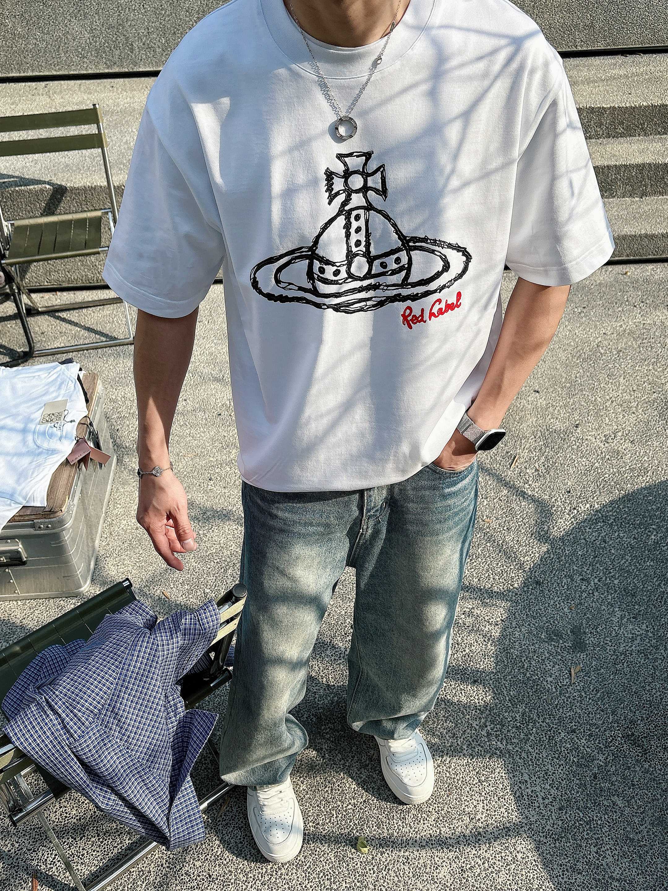 西太后 2025春夏新款首发专柜最新款短袖圆领T恤 高端订制 设计前卫时尚！品牌logo重工艺设计 高端