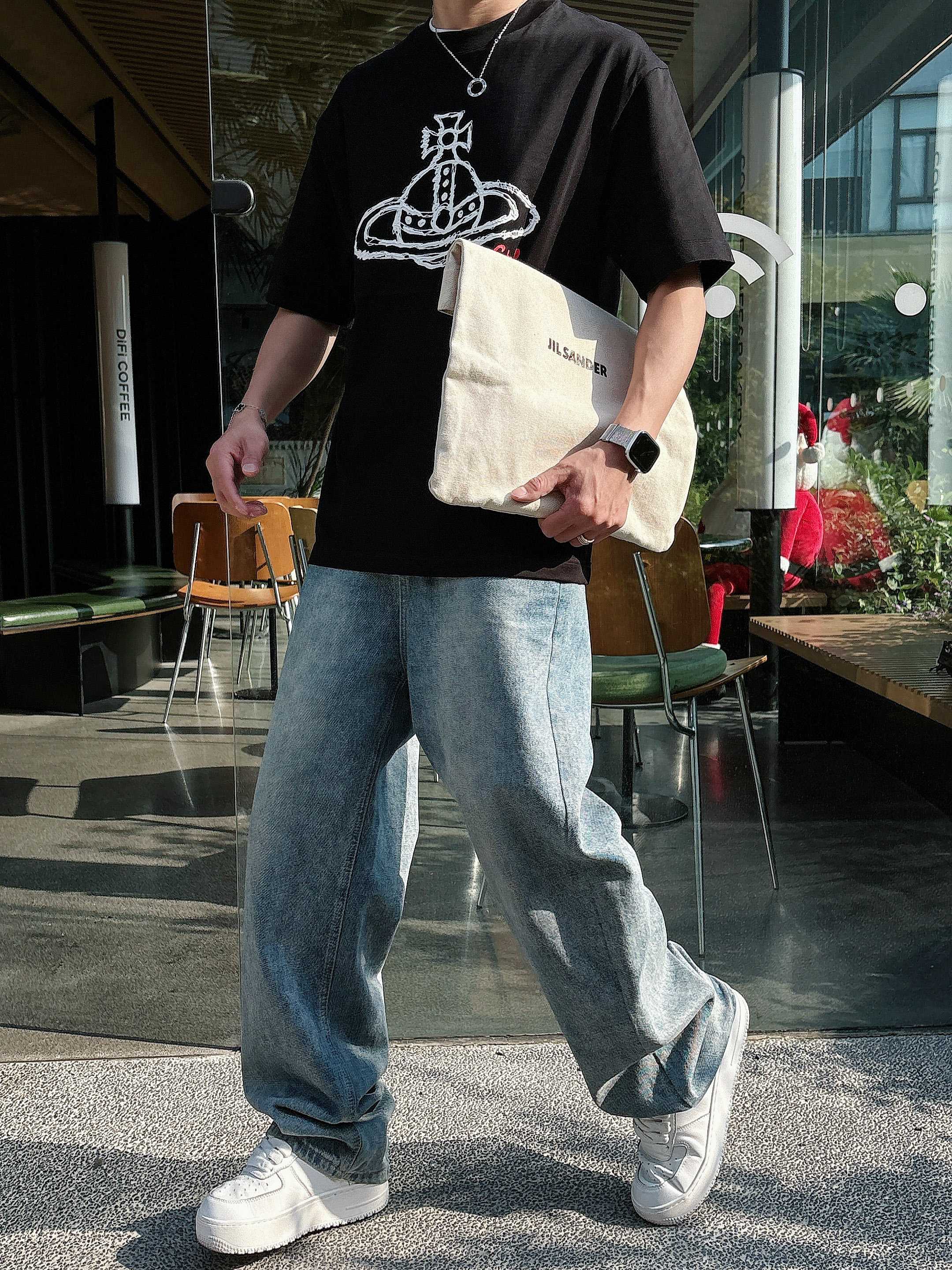 西太后 2025春夏新款首发专柜最新款短袖圆领T恤 高端订制 设计前卫时尚！品牌logo重工艺设计 高端