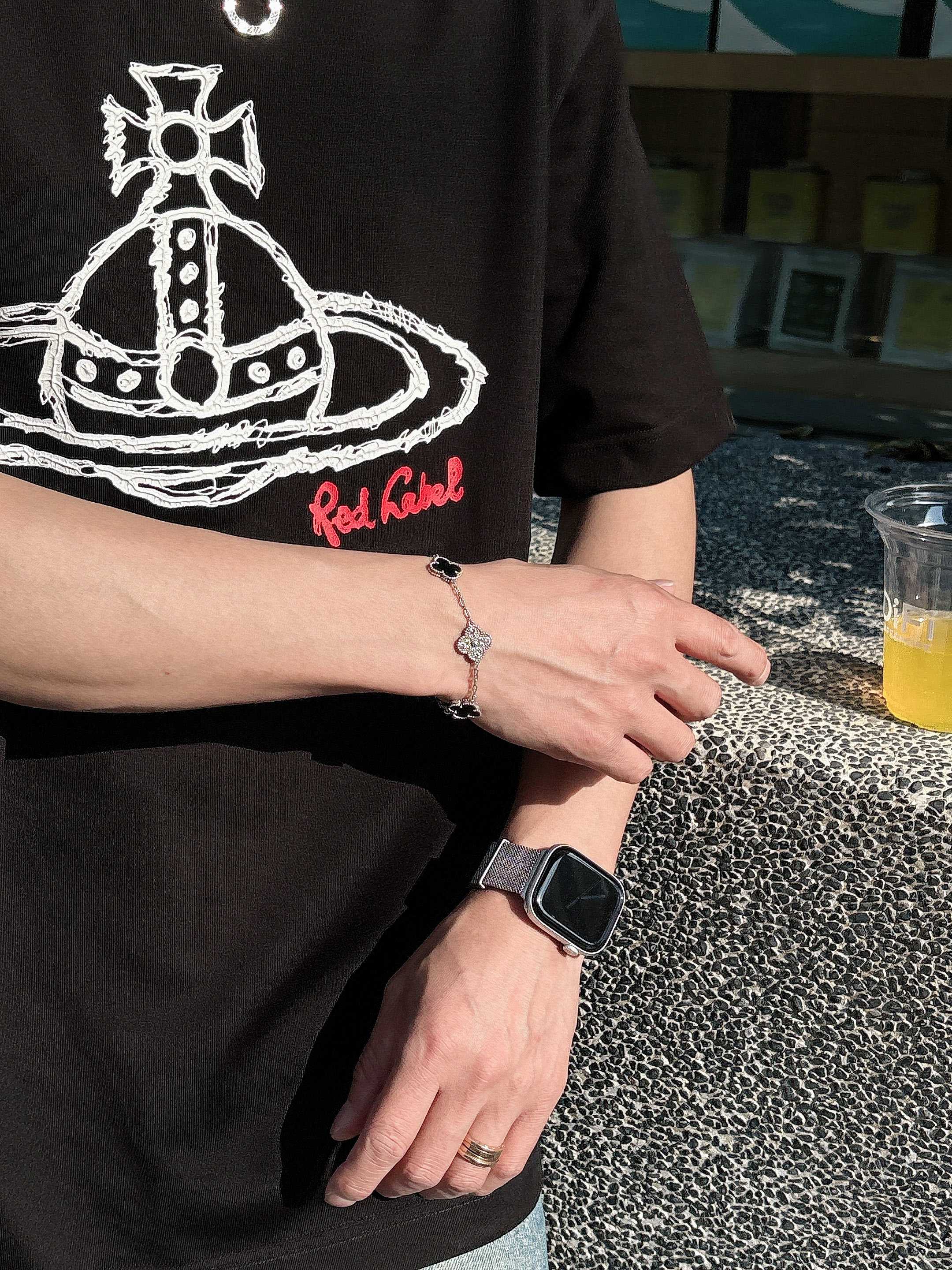 西太后 2025春夏新款首发专柜最新款短袖圆领T恤 高端订制 设计前卫时尚！品牌logo重工艺设计 高端