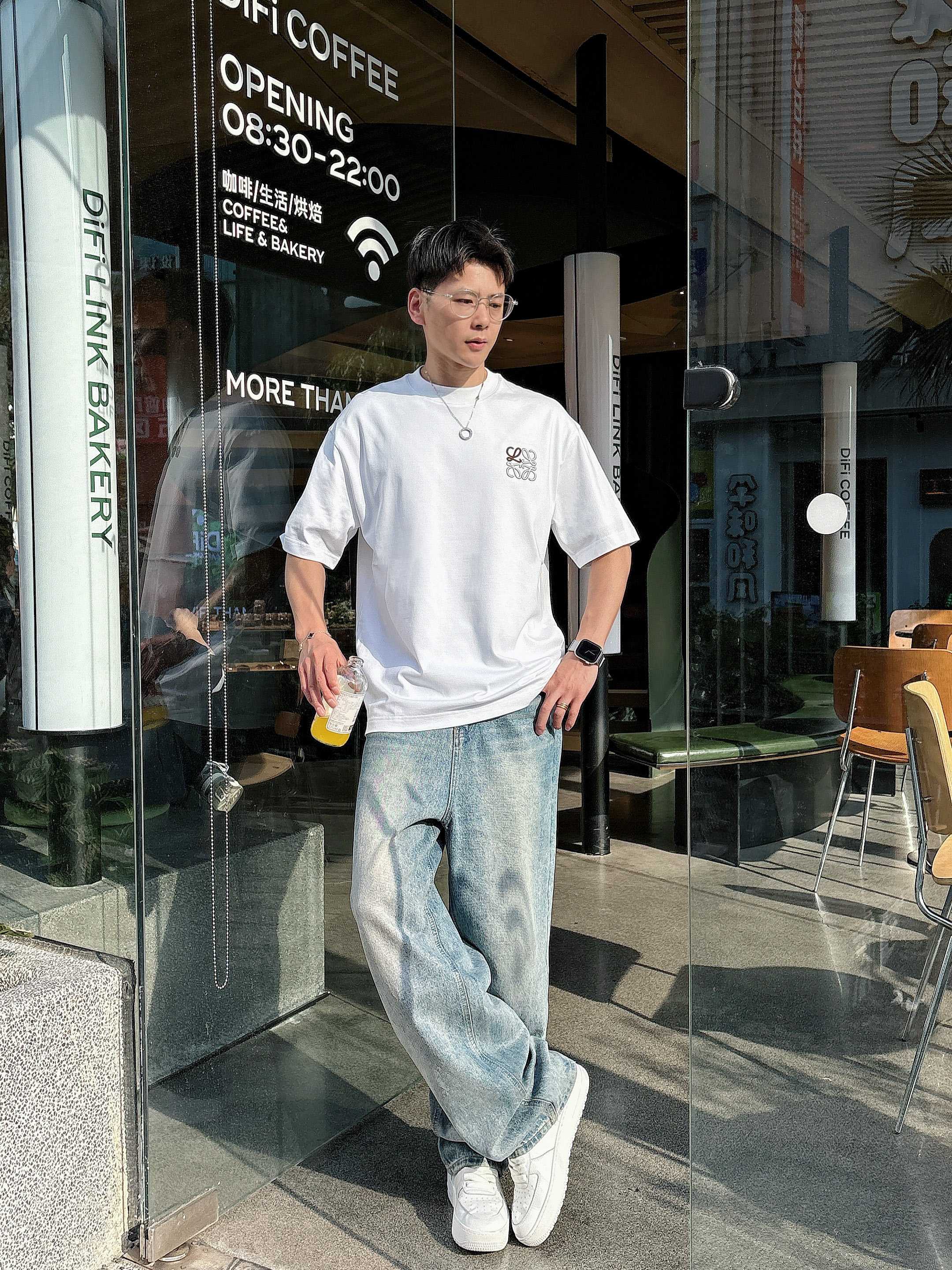 罗意威 2025春夏新款首发专柜最新款短袖圆领T恤 高端订制 设计前卫时尚！品牌logo重工艺设计 高端