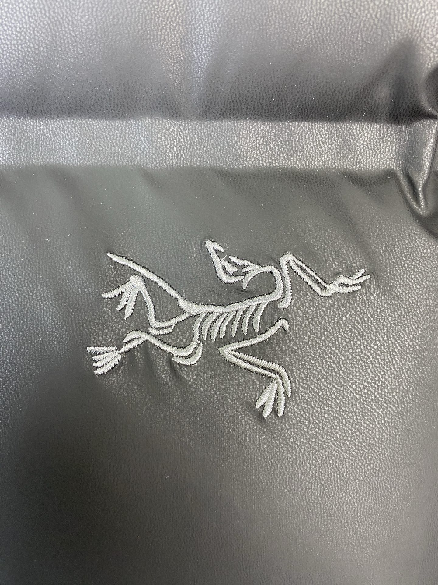 ，高版本-羽绒上新⬆️ 𝘼𝙍𝘾‘𝙏𝙀𝙍𝙔𝙓 𝘽𝙀𝙏𝘼 𝘿𝙊𝙒𝙉 𝙄𝙉𝙎𝙐𝙇𝘼𝙏𝙀𝘿 𝙅𝘼𝘾𝙆𝙀𝙏-𝙈𝙀𝙉