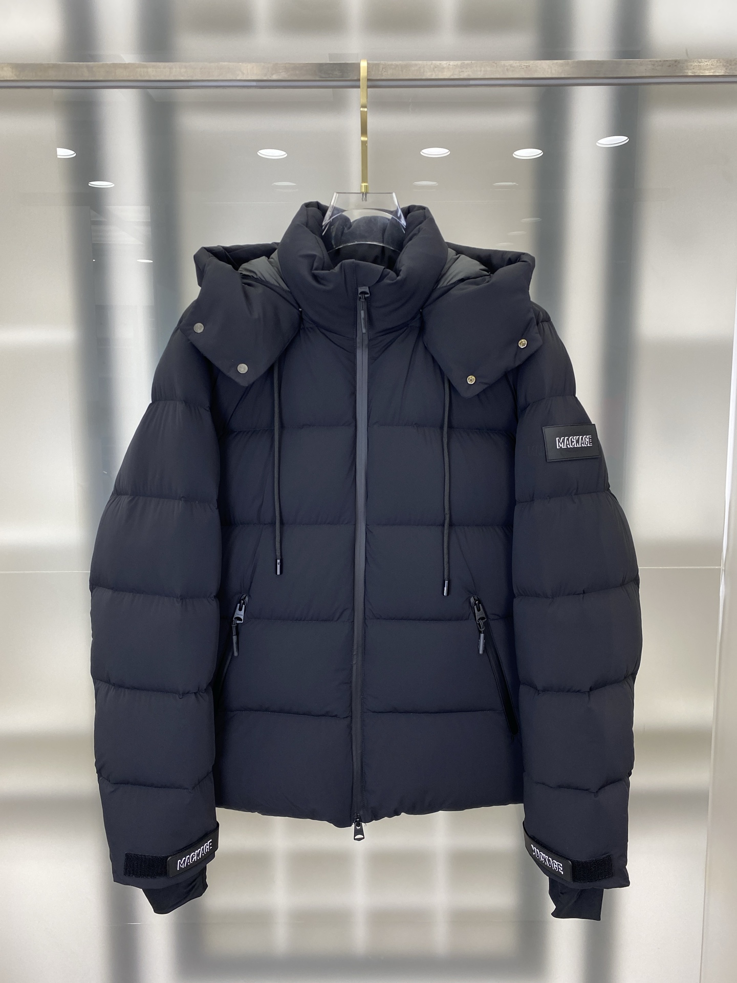 _dpl9sUIFDgowJcF_LGAgJbINLaxP2EFXYavYdRQ