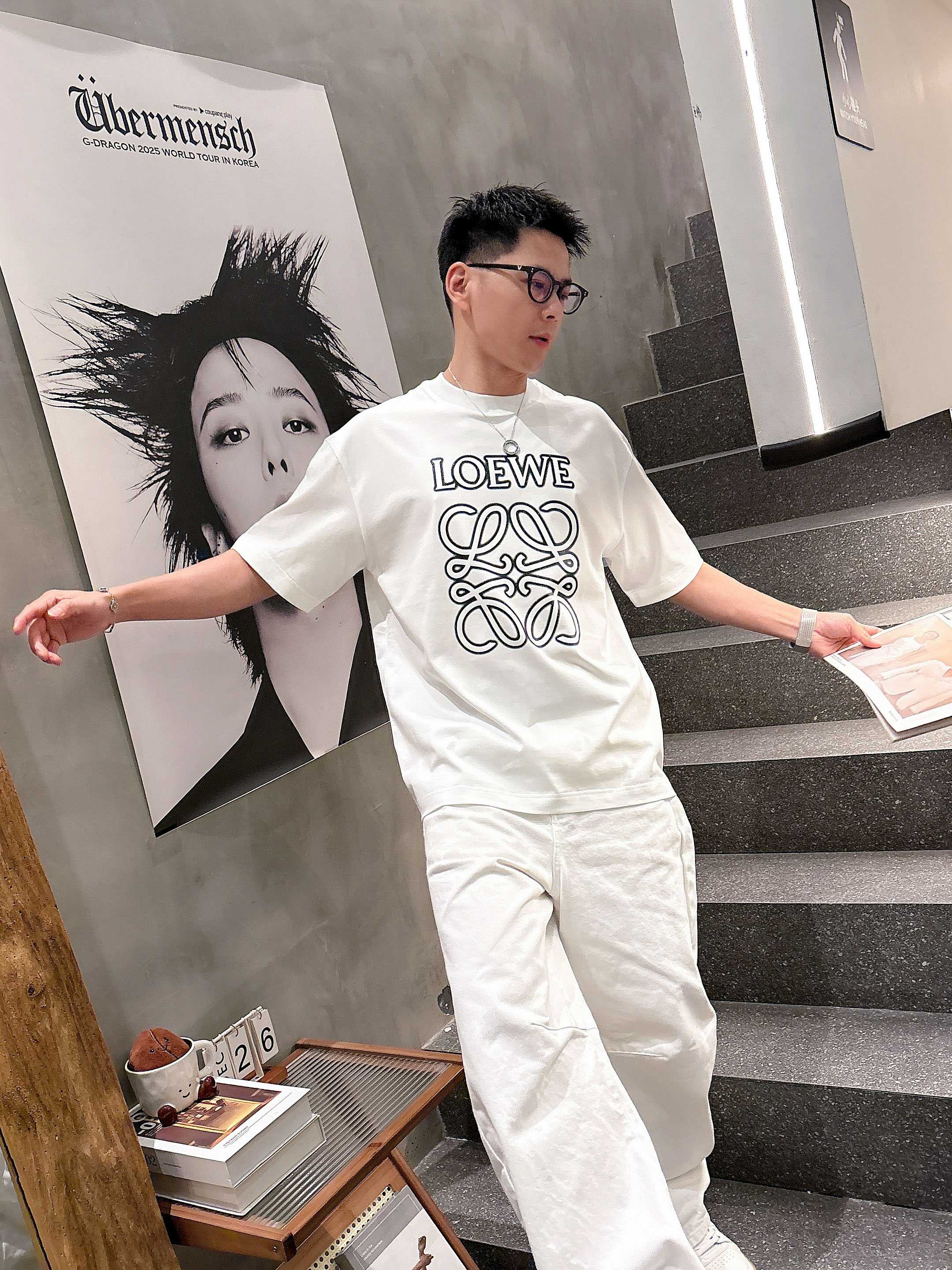 【 罗意威 2026春夏 · 高阶定制T恤】🔹 核心面料：秘鲁进口匹马棉 × 顶级丝光工艺🔹 核心体感：