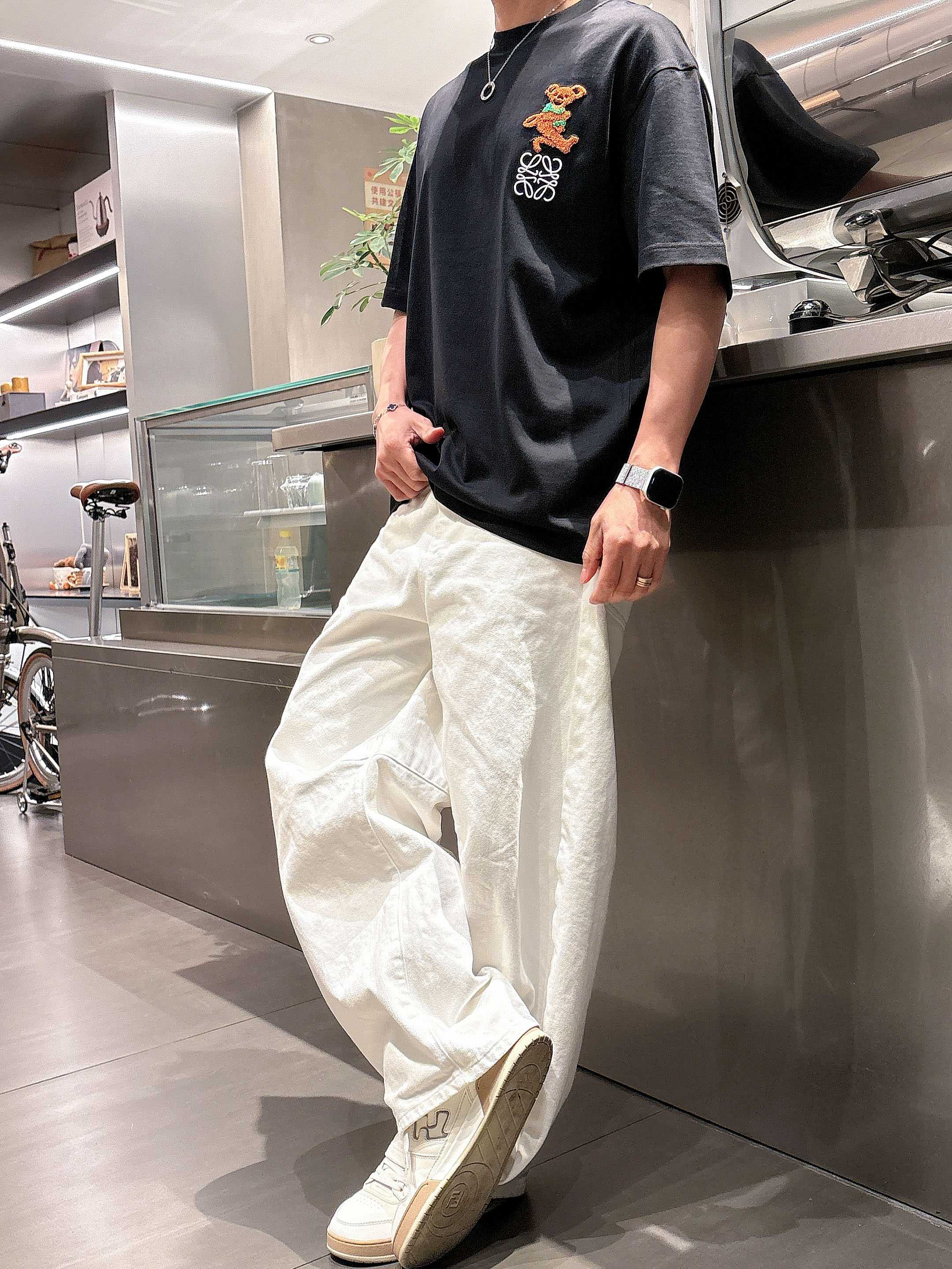 【 罗意威 2026春夏 · 高阶定制T恤】🔹 核心面料：秘鲁进口匹马棉 × 顶级丝光工艺🔹 核心体感：