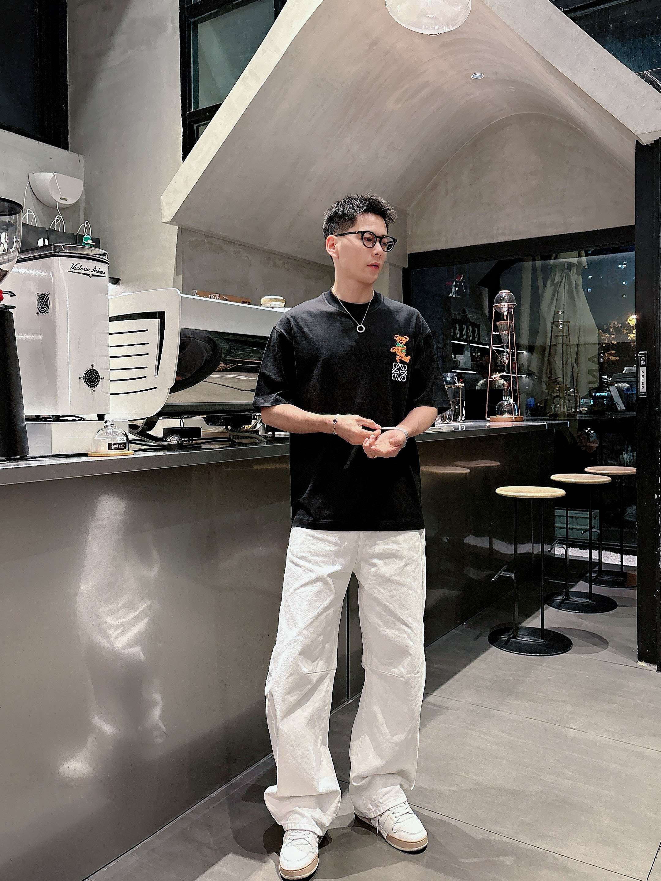 【 罗意威 2026春夏 · 高阶定制T恤】🔹 核心面料：秘鲁进口匹马棉 × 顶级丝光工艺🔹 核心体感：