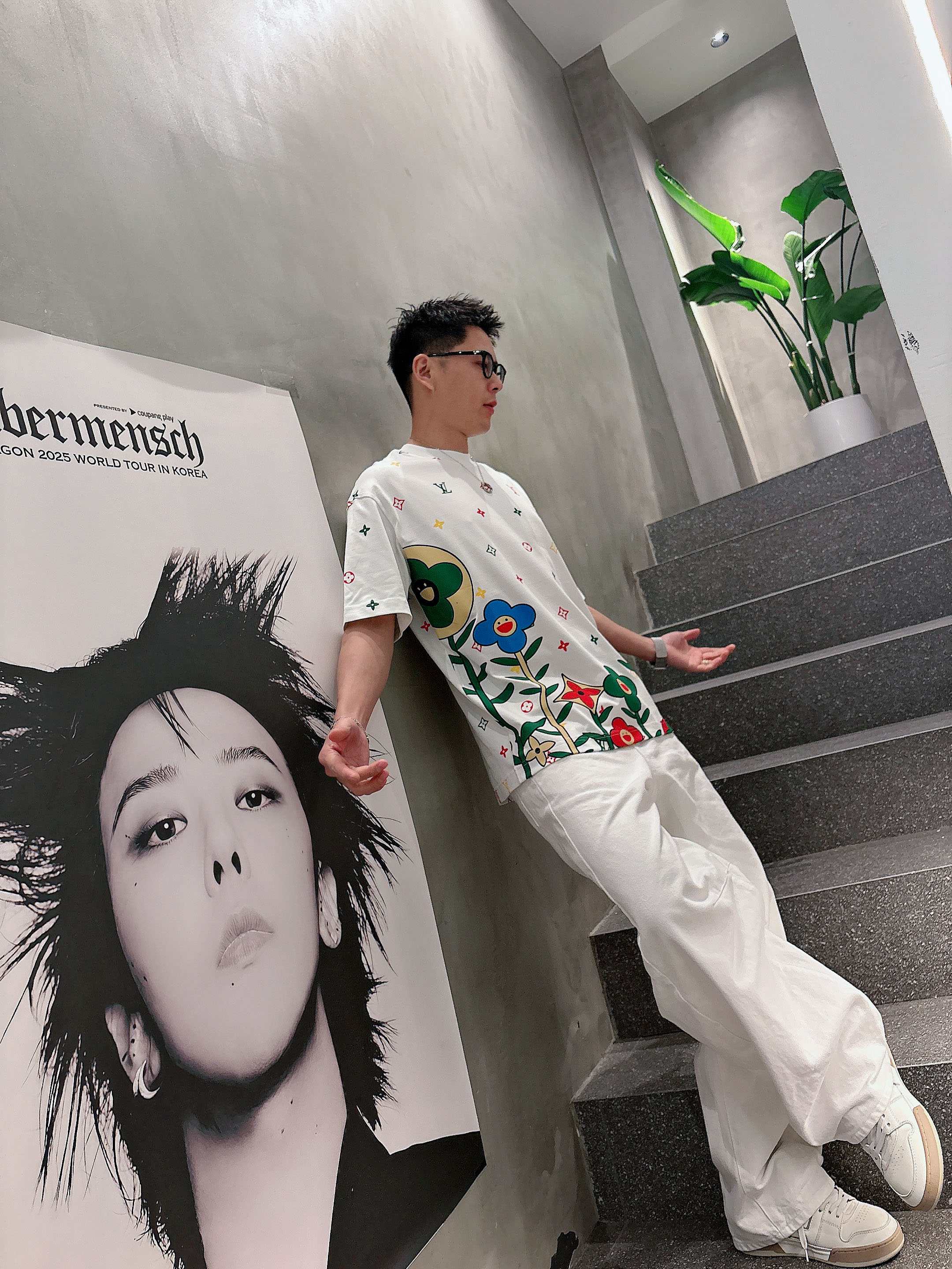 【 LV 2026春夏 · 高阶定制T恤】🔹 核心面料：秘鲁进口匹马棉 × 顶级丝光工艺🔹 核心体感：蚕