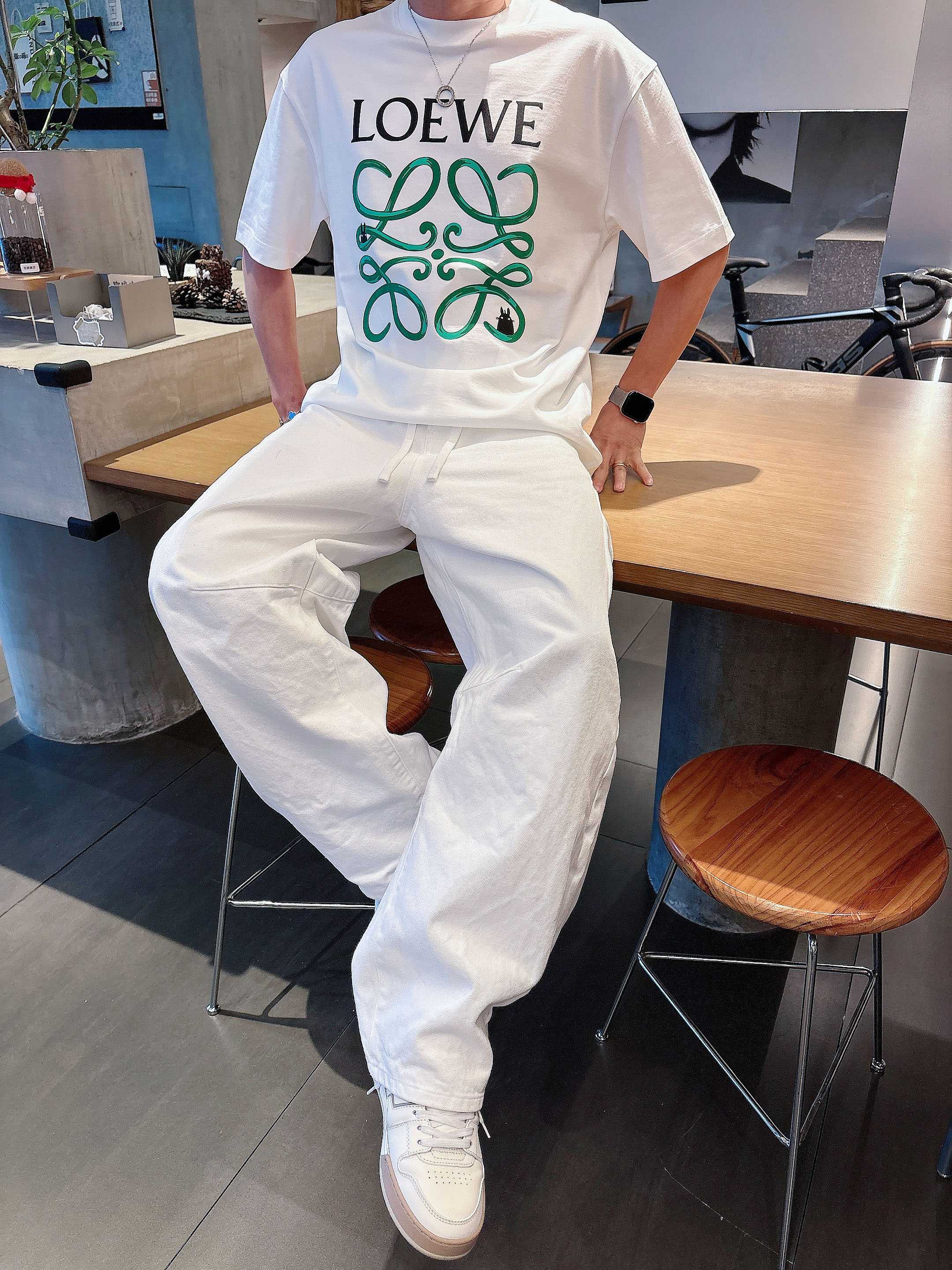 【 罗意威 2026春夏 · 高阶定制T恤】🔹 核心面料：秘鲁进口匹马棉 × 顶级丝光工艺🔹 核心体感：