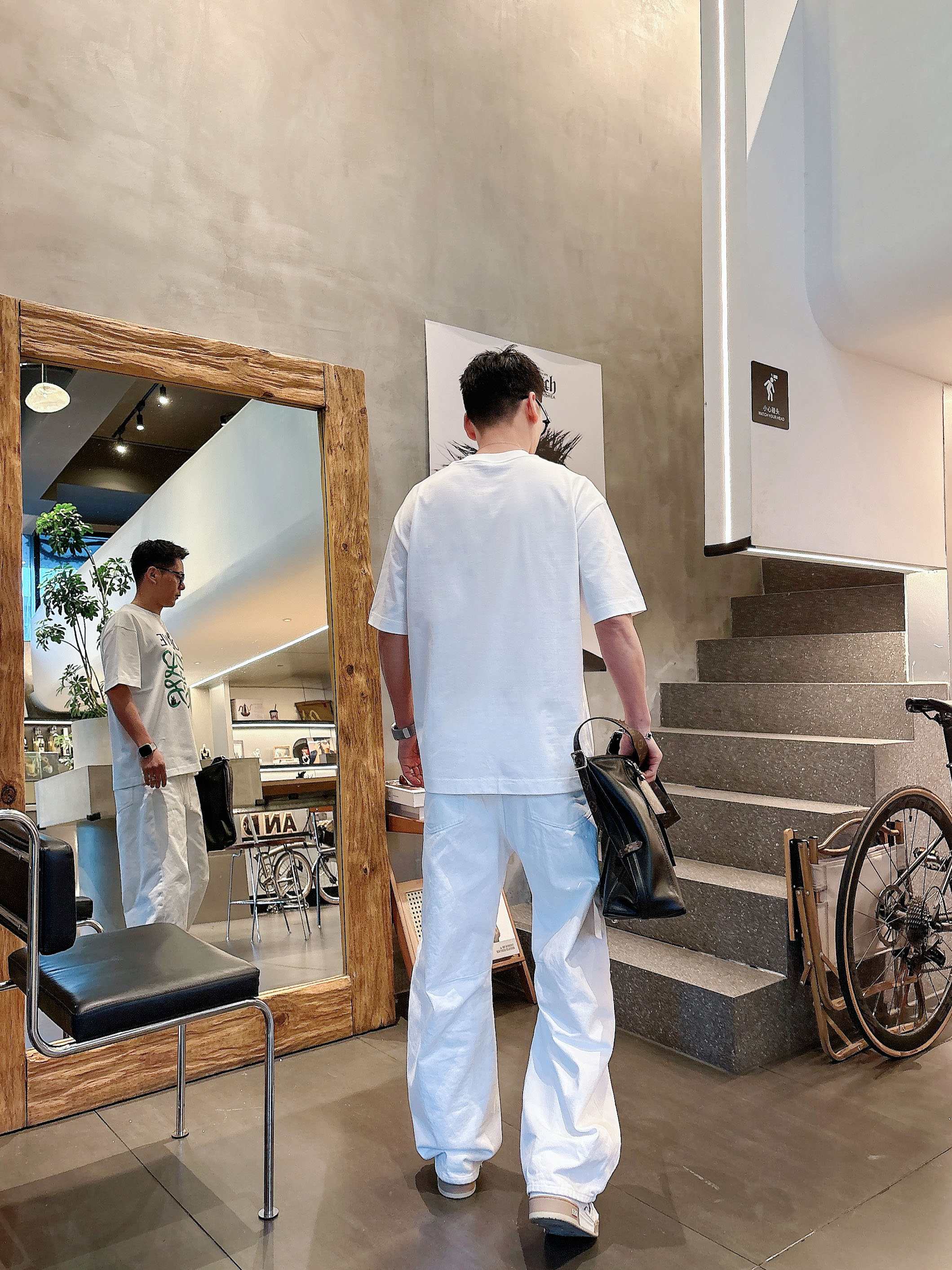 【 罗意威 2026春夏 · 高阶定制T恤】🔹 核心面料：秘鲁进口匹马棉 × 顶级丝光工艺🔹 核心体感：