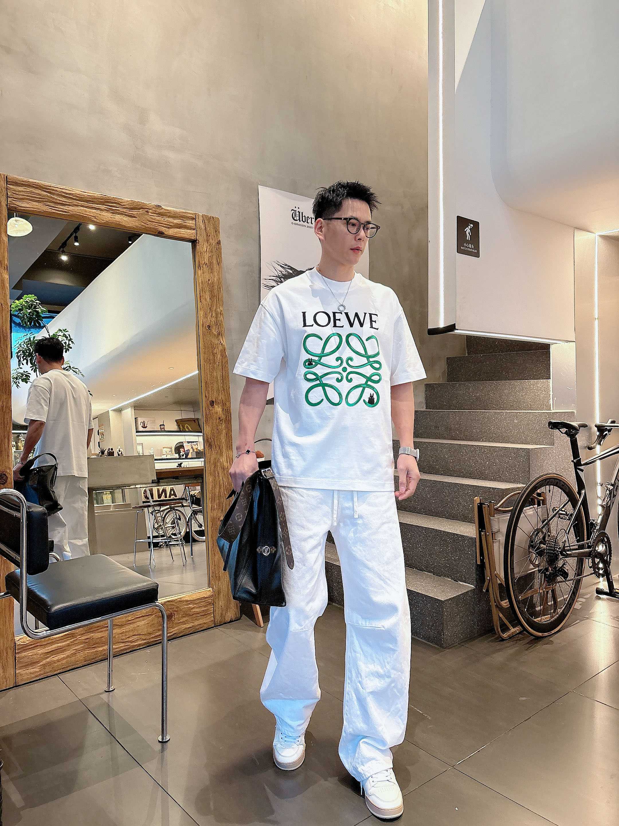 【 罗意威 2026春夏 · 高阶定制T恤】🔹 核心面料：秘鲁进口匹马棉 × 顶级丝光工艺🔹 核心体感：