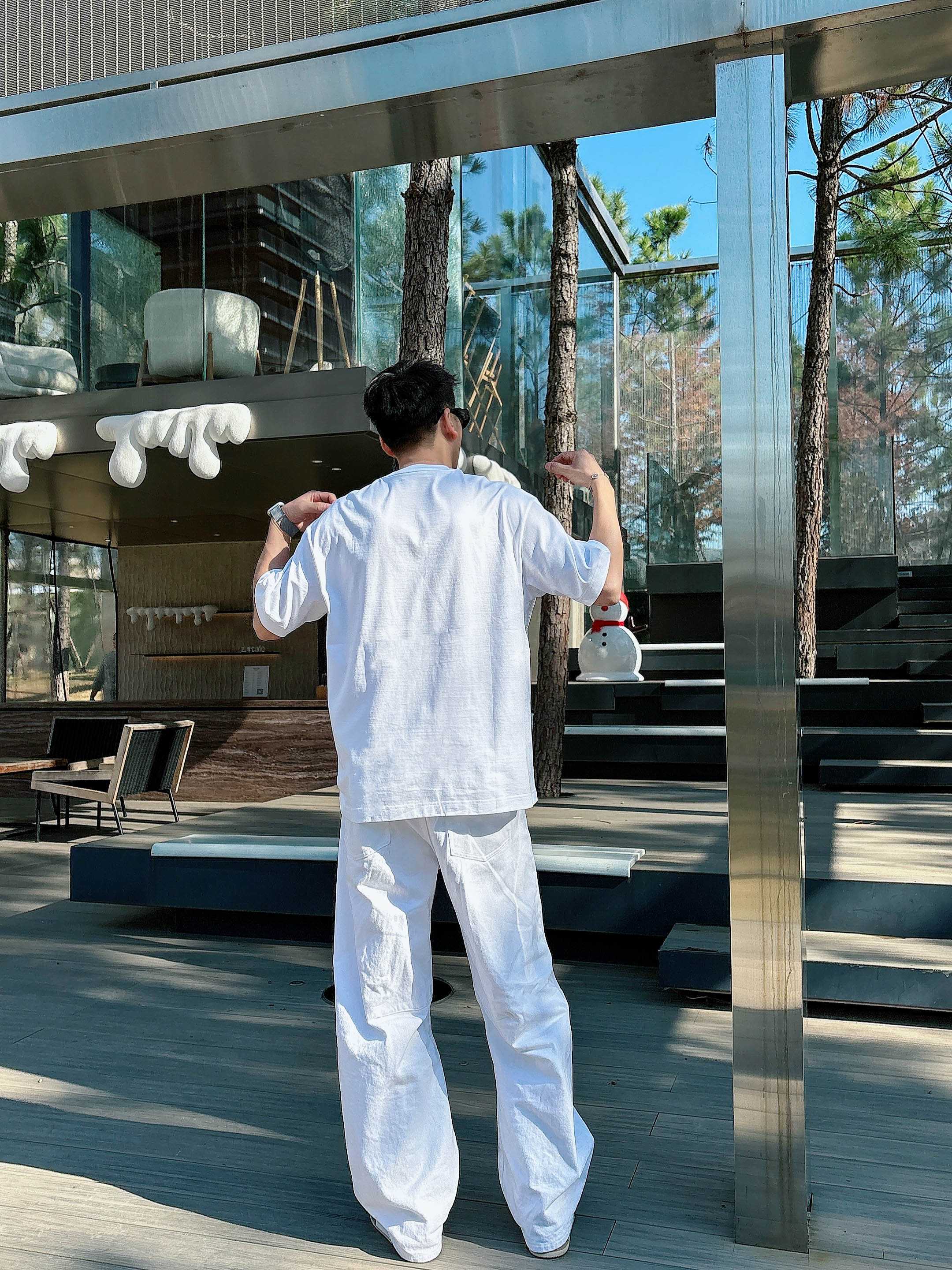 【 普拉达 2026春夏 · 高阶定制T恤】🔹 核心面料：秘鲁进口匹马棉 × 顶级丝光工艺🔹 核心体感：