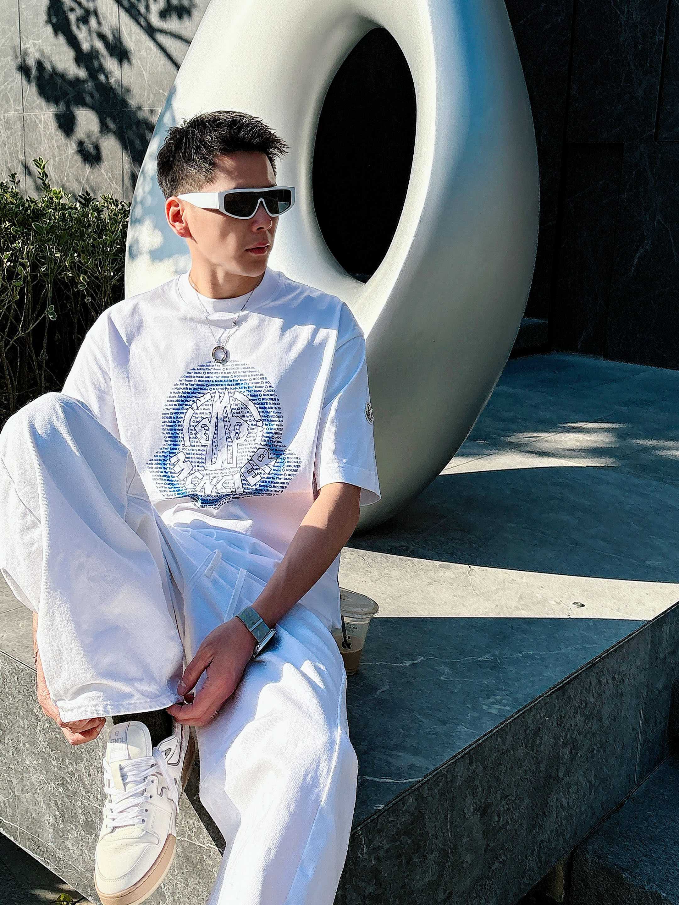 【 蒙口 2026春夏 · 高阶定制T恤】🔹 核心面料：秘鲁进口匹马棉 × 顶级丝光工艺🔹 核心体感：蚕