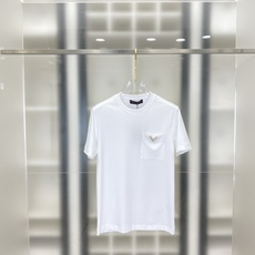 【 2026春夏 · 高阶定制T恤】 🔹 核心面料:秘鲁进口匹马棉 × 顶级丝光工艺 🔹 核心体感:蚕丝般柔滑,卓越透气 【 2026春夏 · 高阶定制T恤】 🔹 核心面料:秘鲁进口匹马棉 × 顶级丝光工艺 🔹 核心体感:蚕丝般柔滑,卓越透气