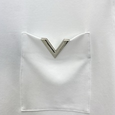 【 2026春夏 · 高阶定制T恤】 🔹 核心面料:秘鲁进口匹马棉 × 顶级丝光工艺 🔹 核心体感:蚕丝般柔滑,卓越透气 【 2026春夏 · 高阶定制T恤】 🔹 核心面料:秘鲁进口匹马棉 × 顶级丝光工艺 🔹 核心体感:蚕丝般柔滑,卓越透气