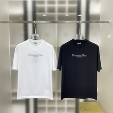 【 2026春夏 · 高阶定制T恤】 🔹 核心面料:秘鲁进口匹马棉 × 顶级丝光工艺 🔹 核心体感:蚕丝般柔滑,卓越透气 【 2026春夏 · 高阶定制T恤】 🔹 核心面料:秘鲁进口匹马棉 × 顶级丝光工艺 🔹 核心体感:蚕丝般柔滑,卓越透气