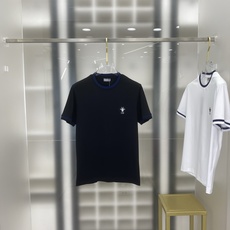 【 2026春夏 · 高阶定制T恤】 🔹 核心面料:秘鲁进口匹马棉 × 顶级丝光工艺 🔹 核心体感:蚕丝般柔滑,卓越透气 【 2026春夏 · 高阶定制T恤】 🔹 核心面料:秘鲁进口匹马棉 × 顶级丝光工艺 🔹 核心体感:蚕丝般柔滑,卓越透气
