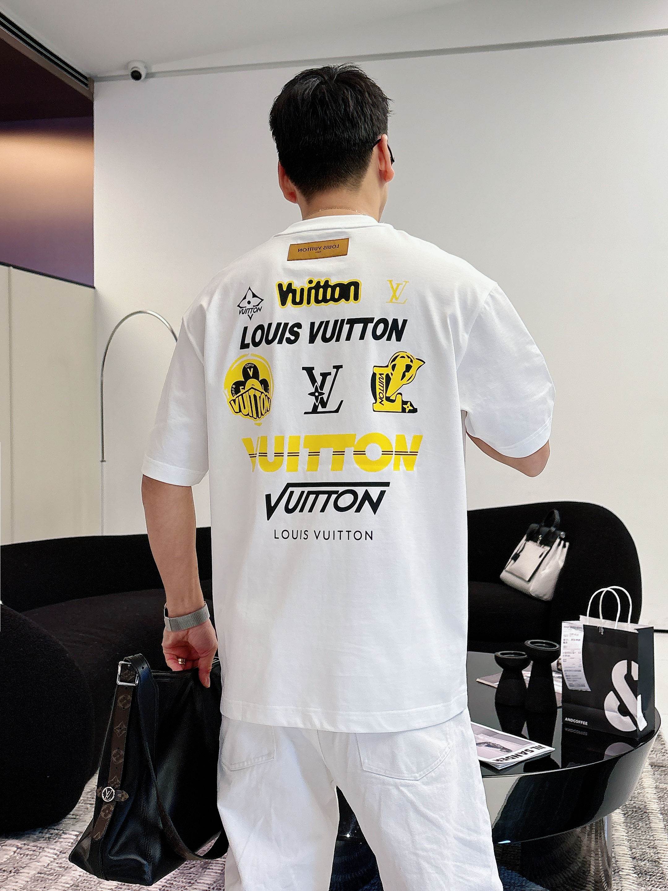 【  LV  2026春夏 · 高阶定制T恤】🔹 核心面料：秘鲁进口匹马棉 × 顶级丝光工艺🔹 核心体感