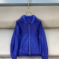 2026SS 秋冬新品🆕夹克外套 系列 专柜定制面料 透气舒适度高,细节无可挑剔,元素设计理念,体现高品质。手感细腻柔软 2026SS 秋冬新品🆕夹克外套 系列 专柜定制面料 透气舒适度高,细节无可挑剔,元素设计理念,体现高品质。手感细腻柔软