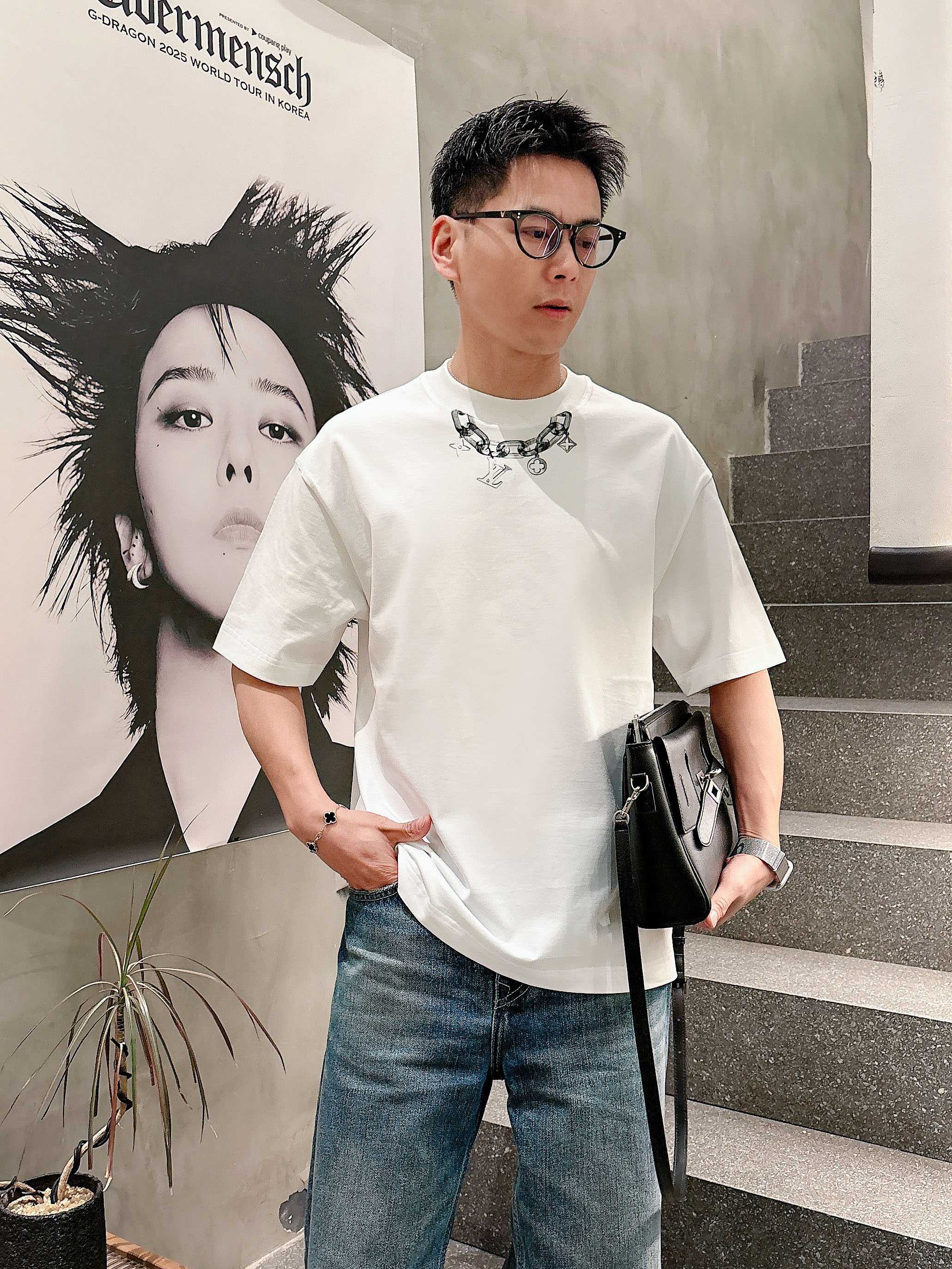 【  LV  2026春夏 · 高阶定制T恤】🔹 核心面料：秘鲁进口匹马棉 × 顶级丝光工艺🔹 核心体感