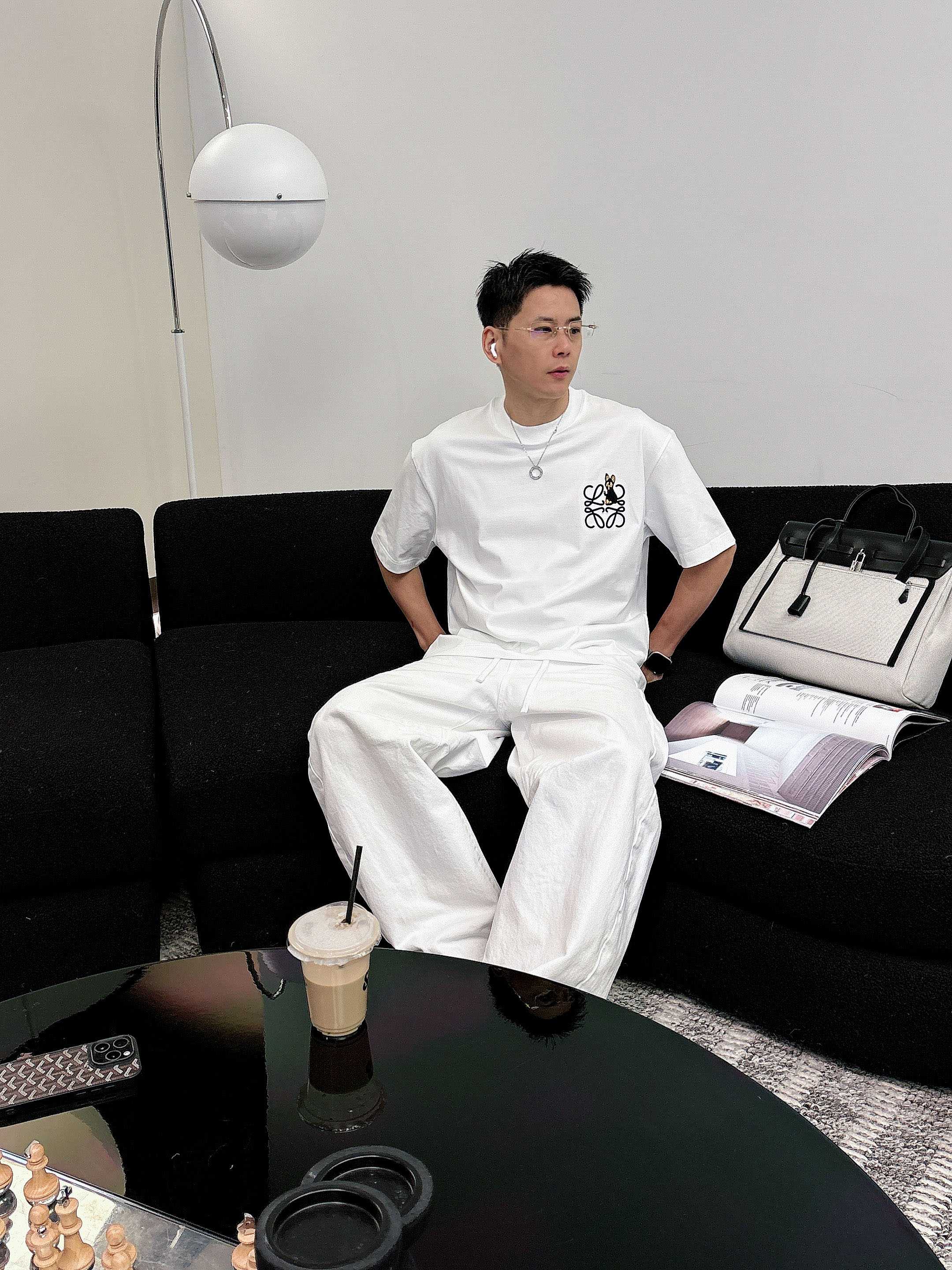 【 罗意威 2026春夏 · 高阶定制T恤】🔹 核心面料：秘鲁进口匹马棉 × 顶级丝光工艺🔹 核心体感：