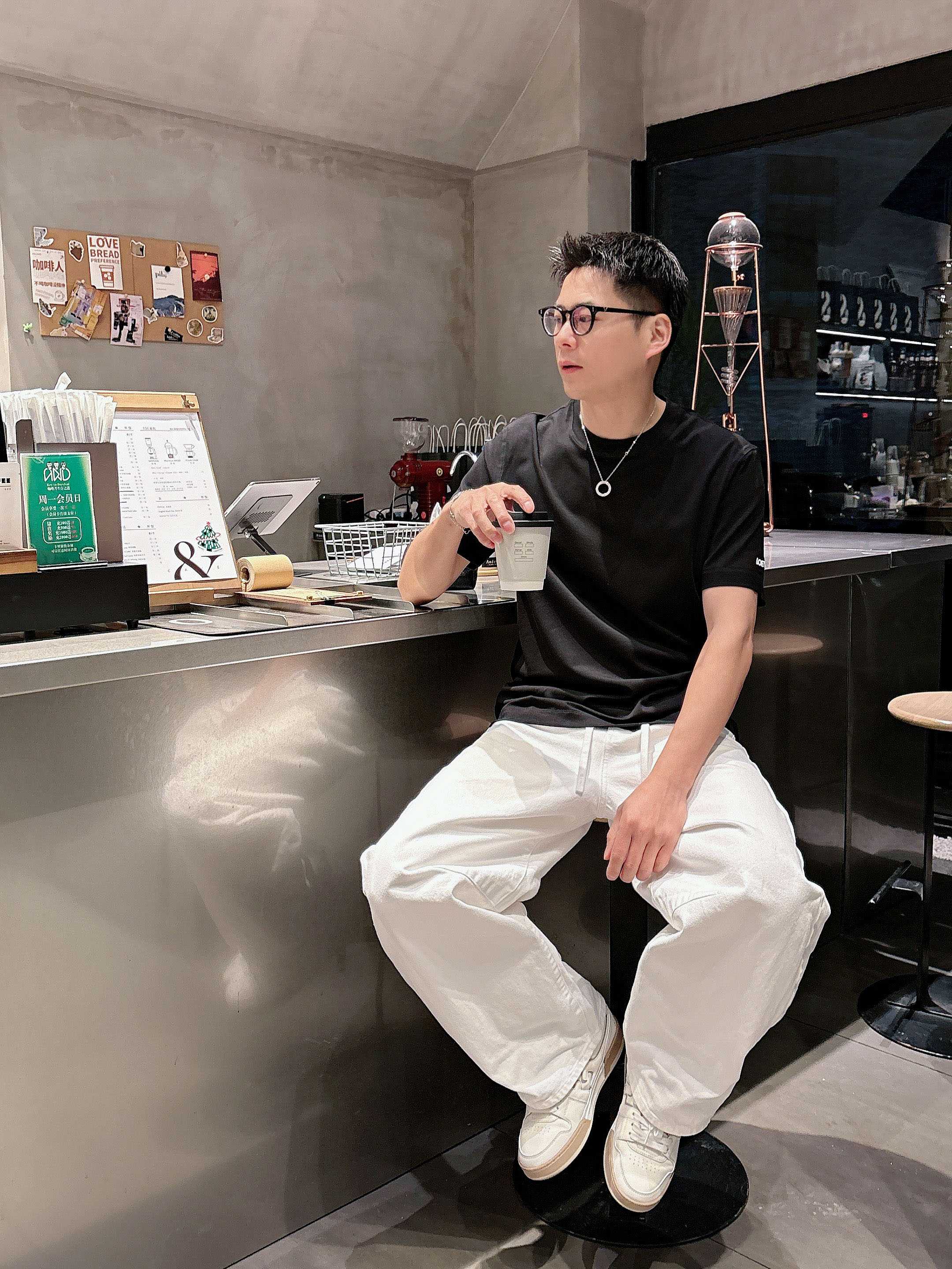【 罗意威 2026春夏 · 高阶定制T恤】🔹 核心面料：秘鲁进口匹马棉 × 顶级丝光工艺🔹 核心体感：