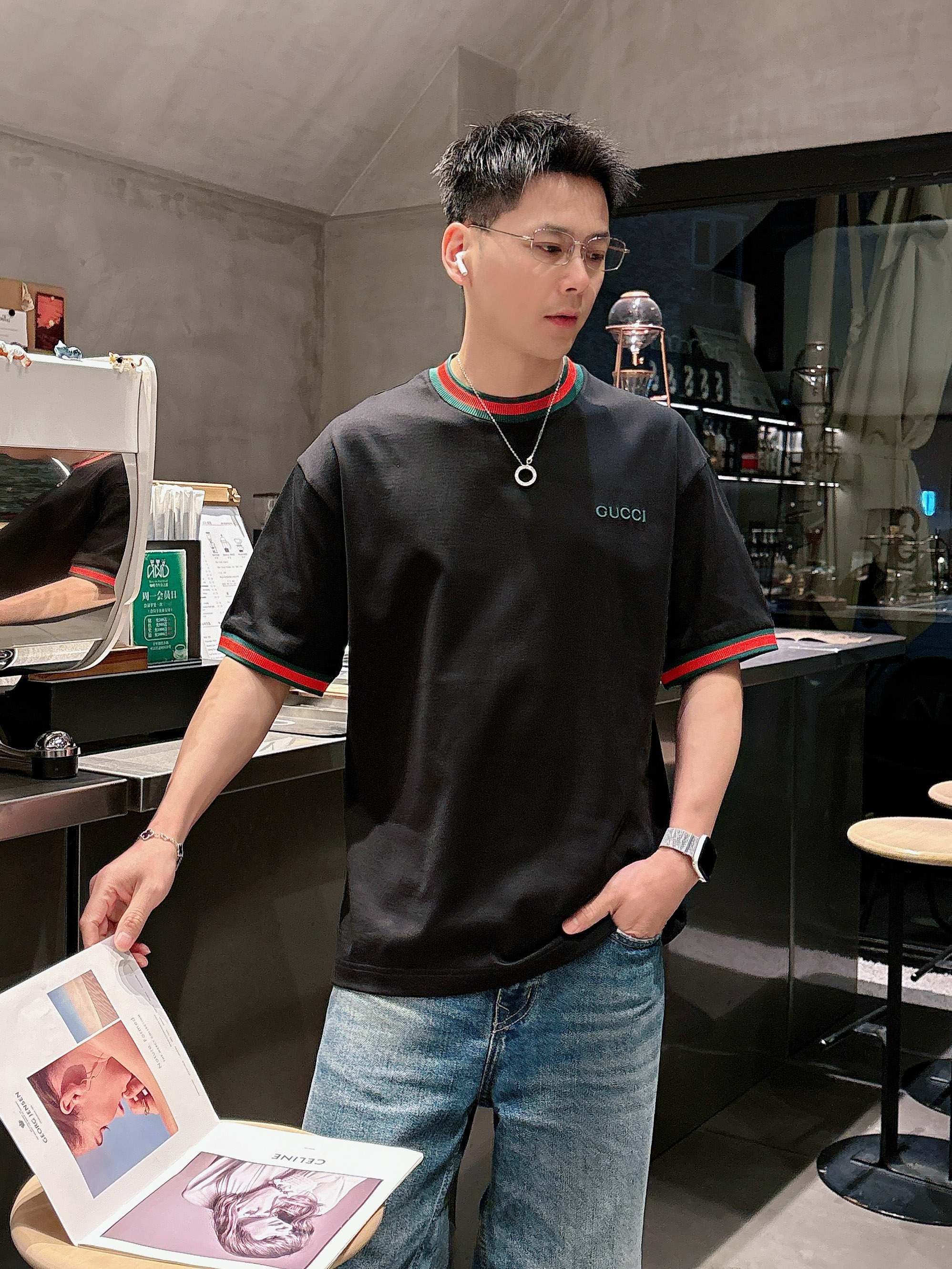 【 古驰 2026春夏 · 高阶定制T恤】🔹 核心面料：秘鲁进口匹马棉 × 顶级丝光工艺🔹 核心体感：蚕