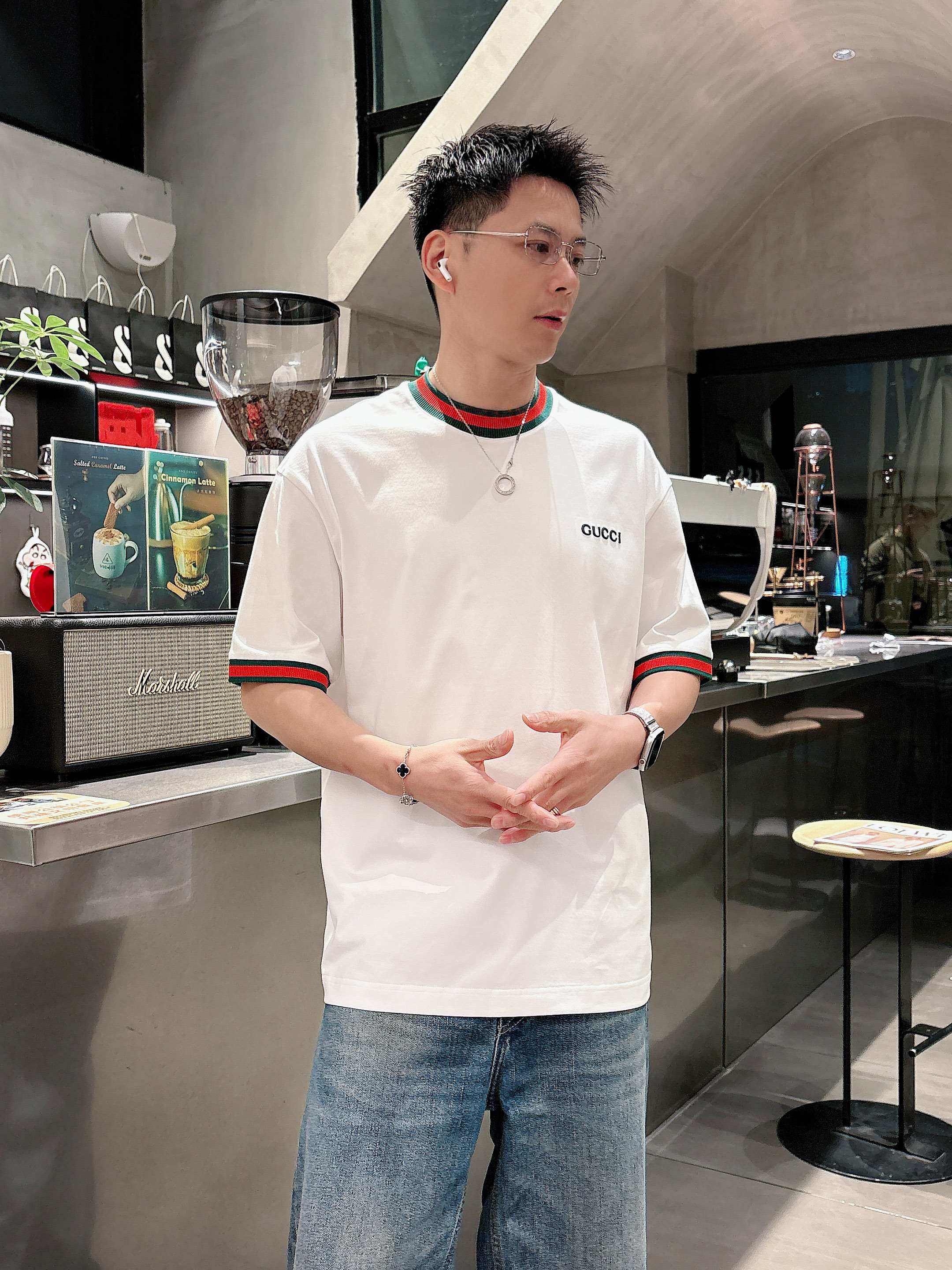 【 古驰 2026春夏 · 高阶定制T恤】🔹 核心面料：秘鲁进口匹马棉 × 顶级丝光工艺🔹 核心体感：蚕