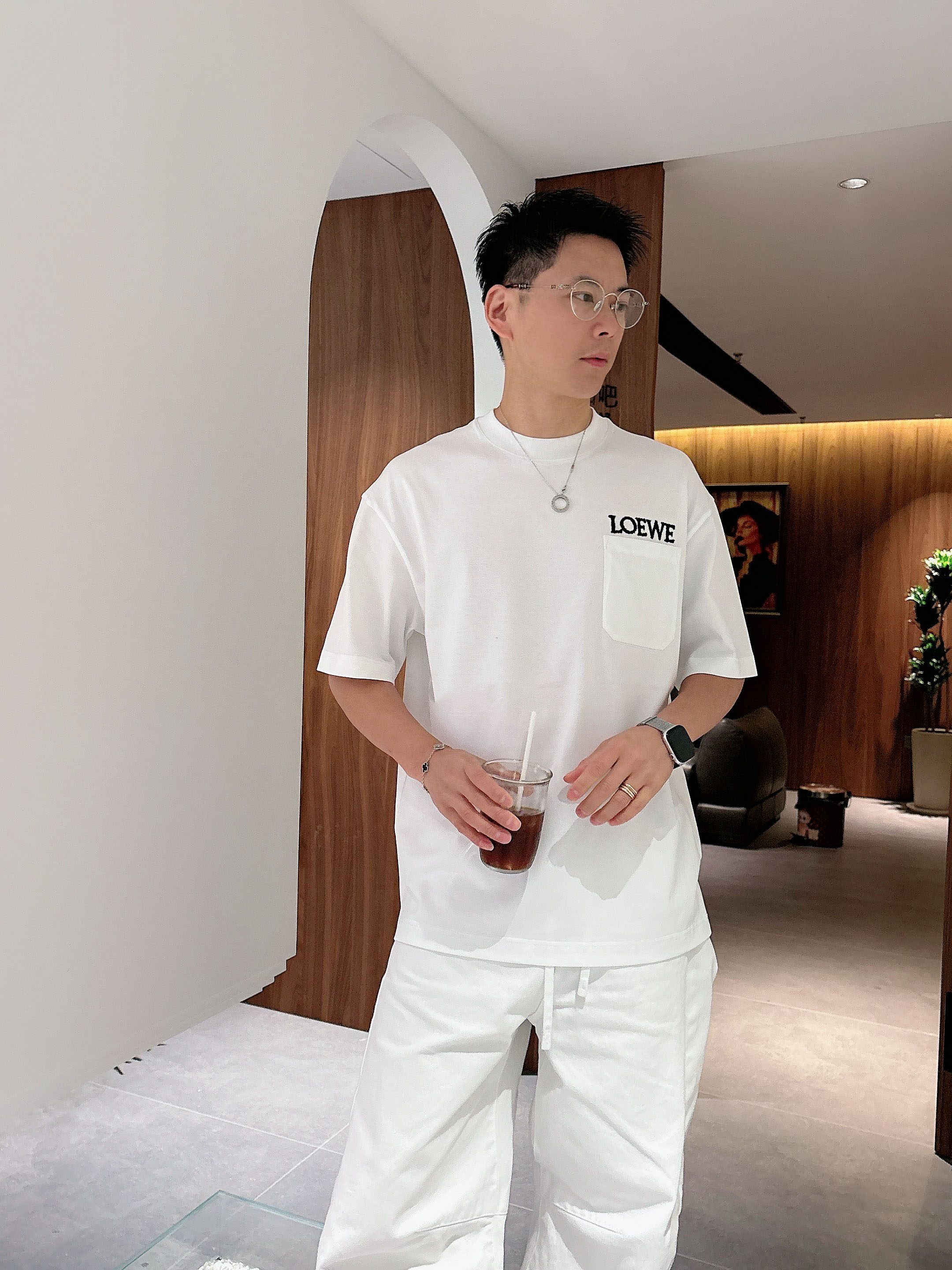 【 罗意威 2026春夏 · 高阶定制T恤】🔹 核心面料：秘鲁进口匹马棉 × 顶级丝光工艺🔹 核心体感：