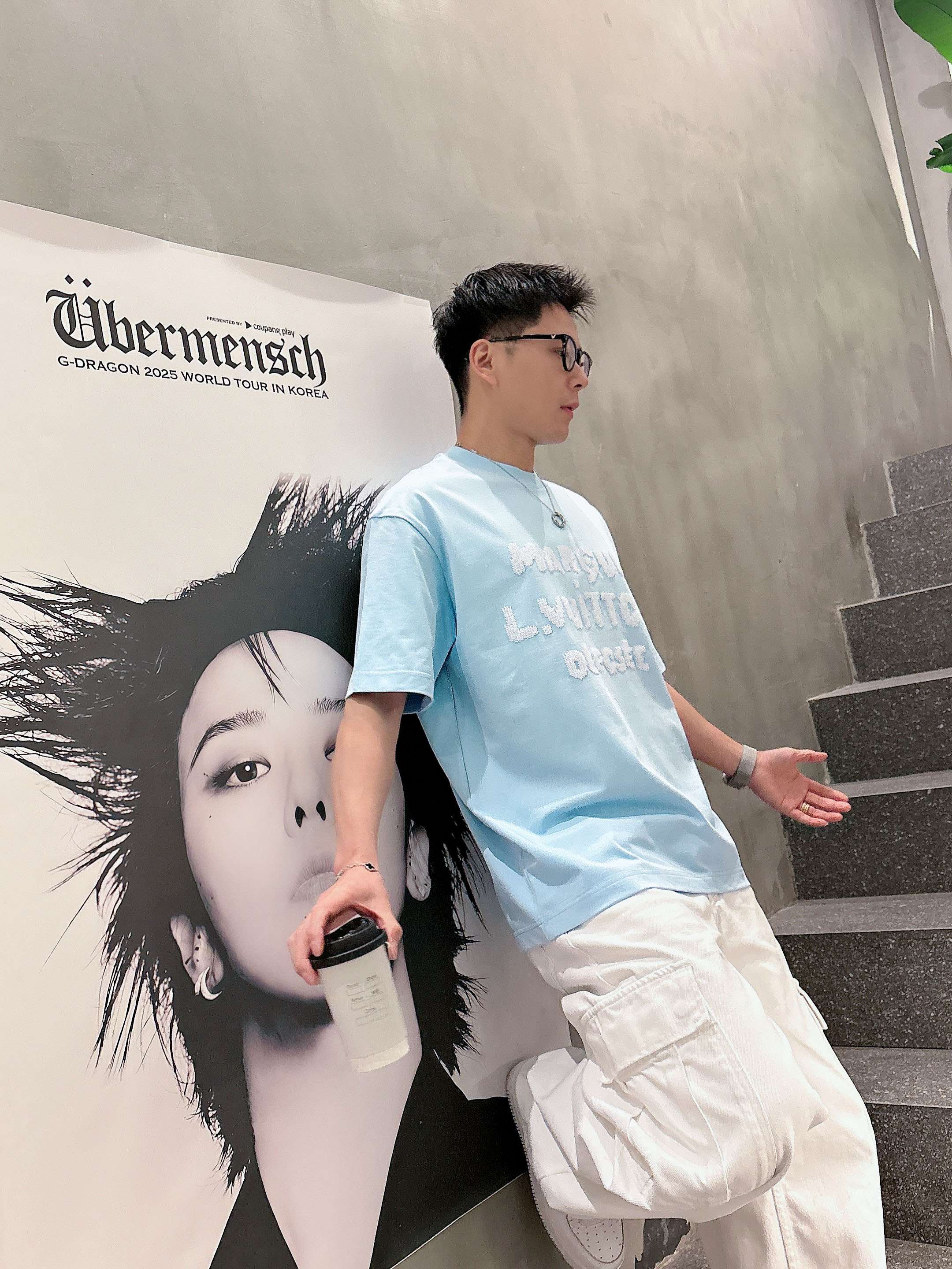 【 LV 2026春夏 · 高阶定制T恤】🔹 核心面料：秘鲁进口匹马棉 × 顶级丝光工艺🔹 核心体感：蚕