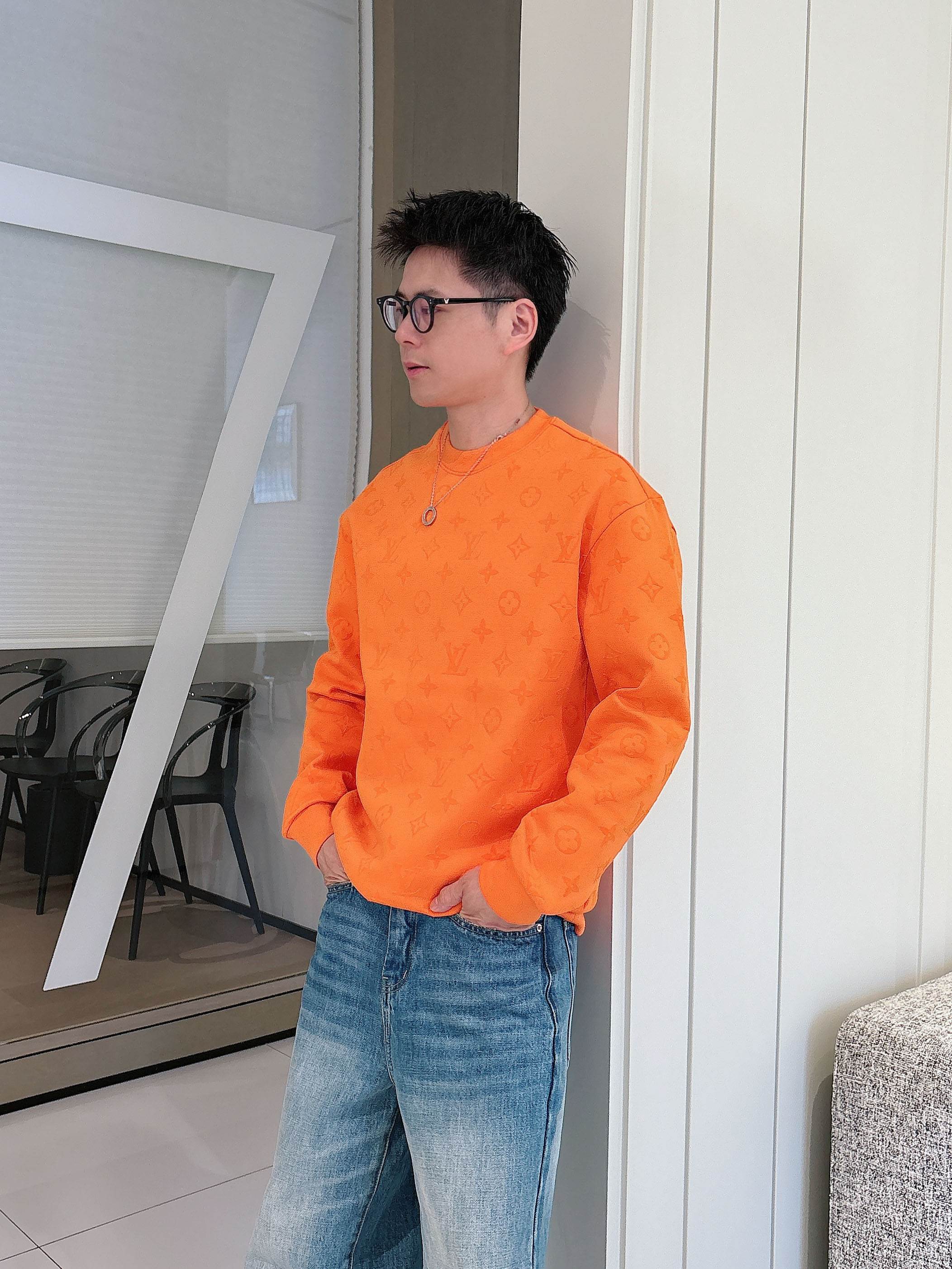 2026ss早秋最新款休闲打底 高端品质 版型面料五金都是专柜1:1定制 面料是用的100%液氨空气层棉面料 身上帅气有 2026ss早秋最新款休闲打底 高端品质 版型面料五金都是专柜1:1定制 面料是用的100%液氨空气层棉面料 身上帅气有
