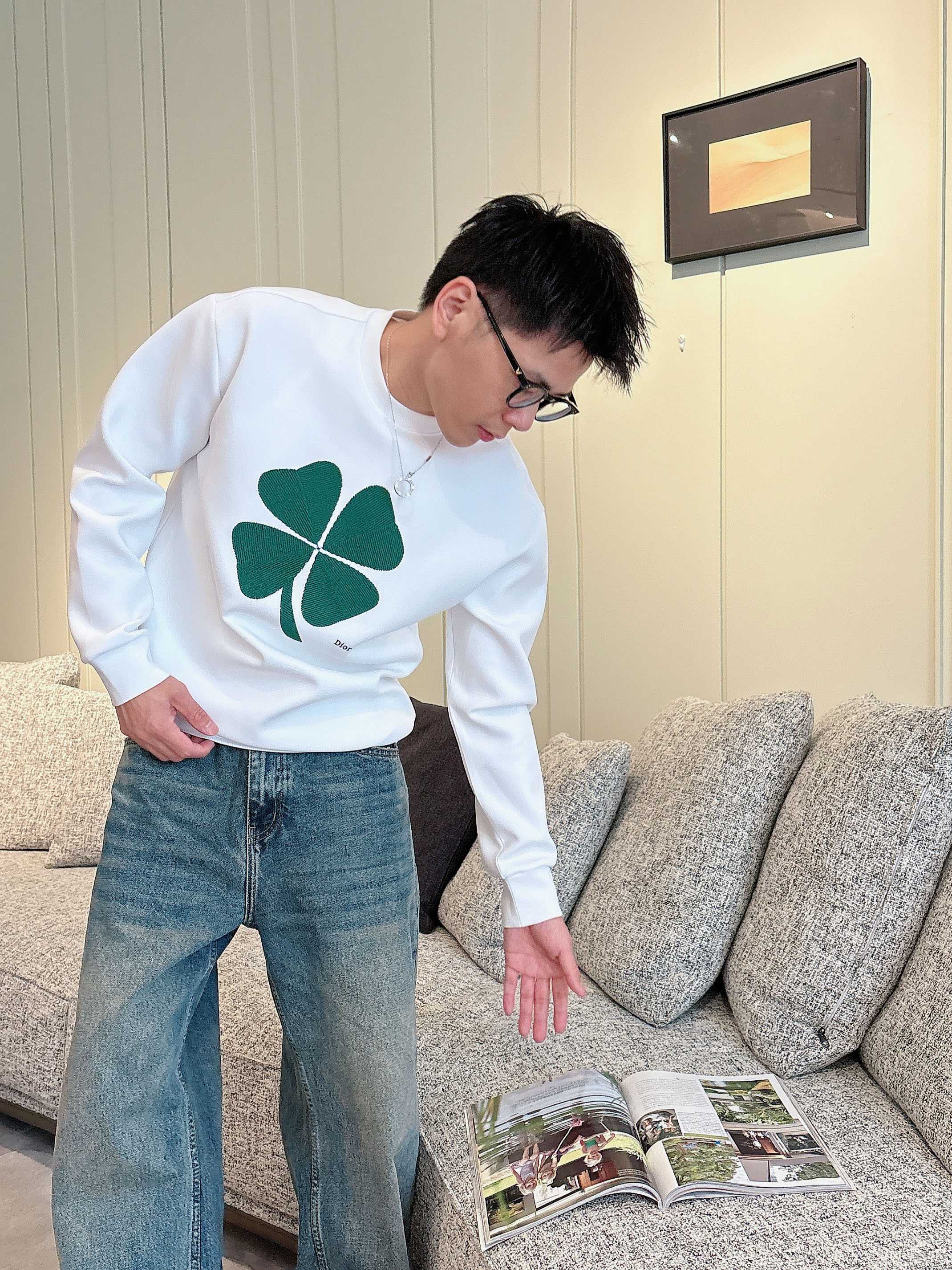 2026ss早秋最新款休闲打底 高端品质 版型面料五金都是专柜1:1定制 面料是用的100%液氨空气层棉面料 身上帅气有 2026ss早秋最新款休闲打底 高端品质 版型面料五金都是专柜1:1定制 面料是用的100%液氨空气层棉面料 身上帅气有